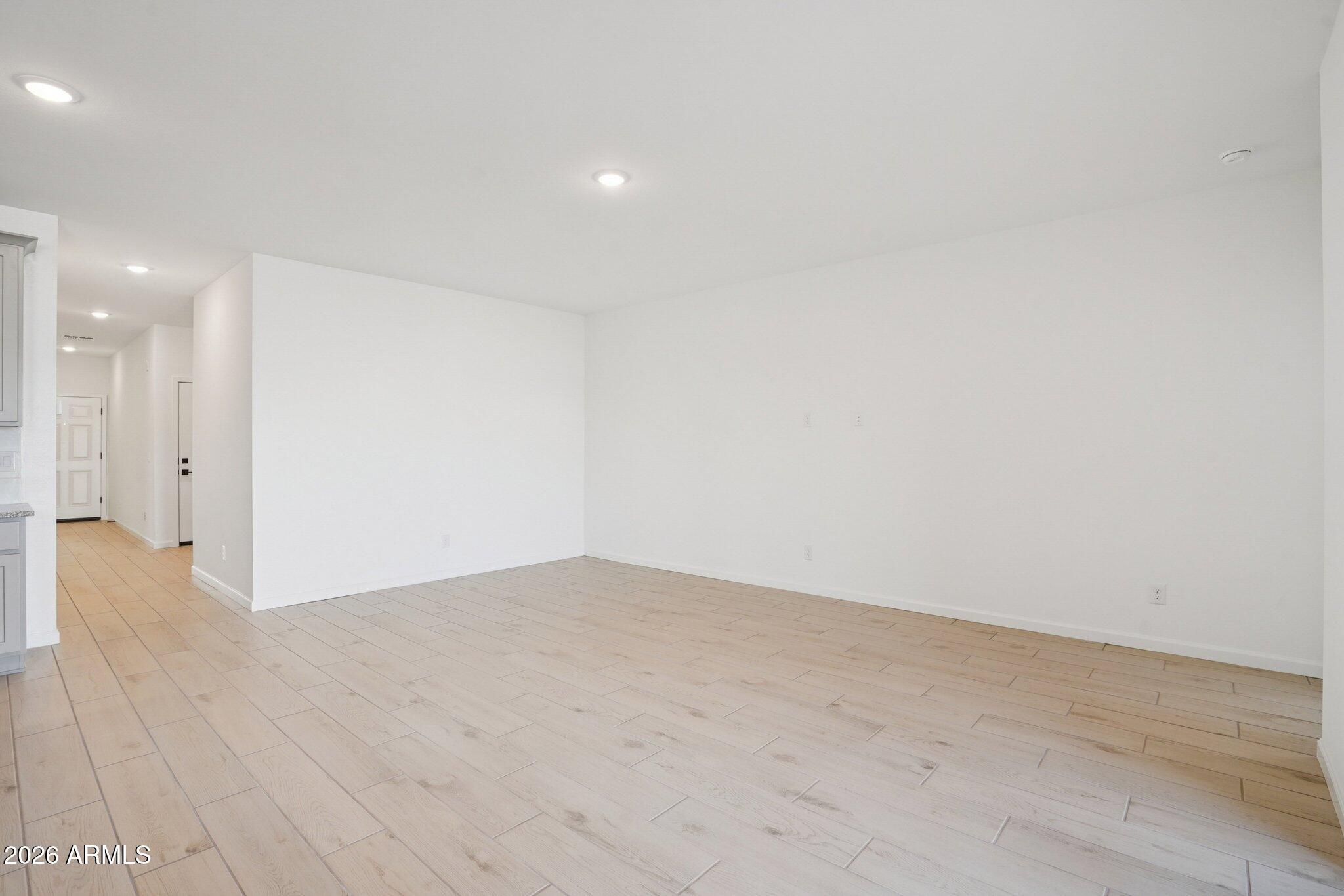 47678 W KENNER Drive