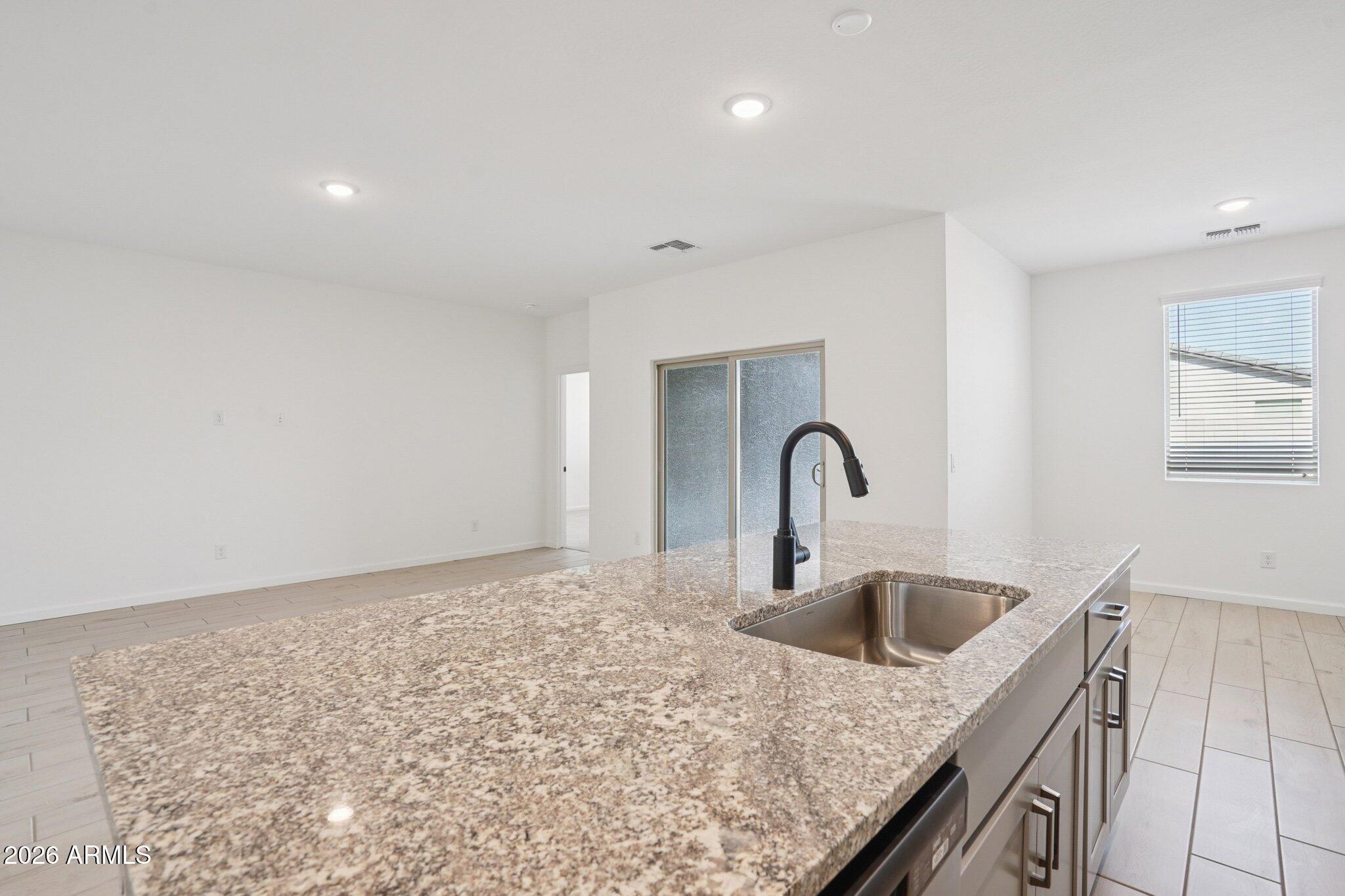 47678 W KENNER Drive