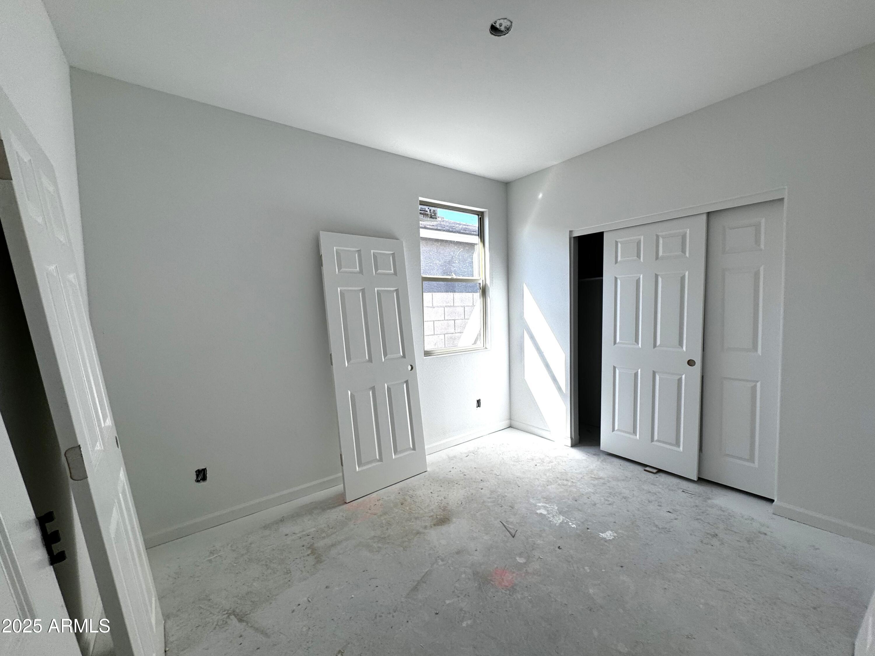 47424 W KENNER Drive