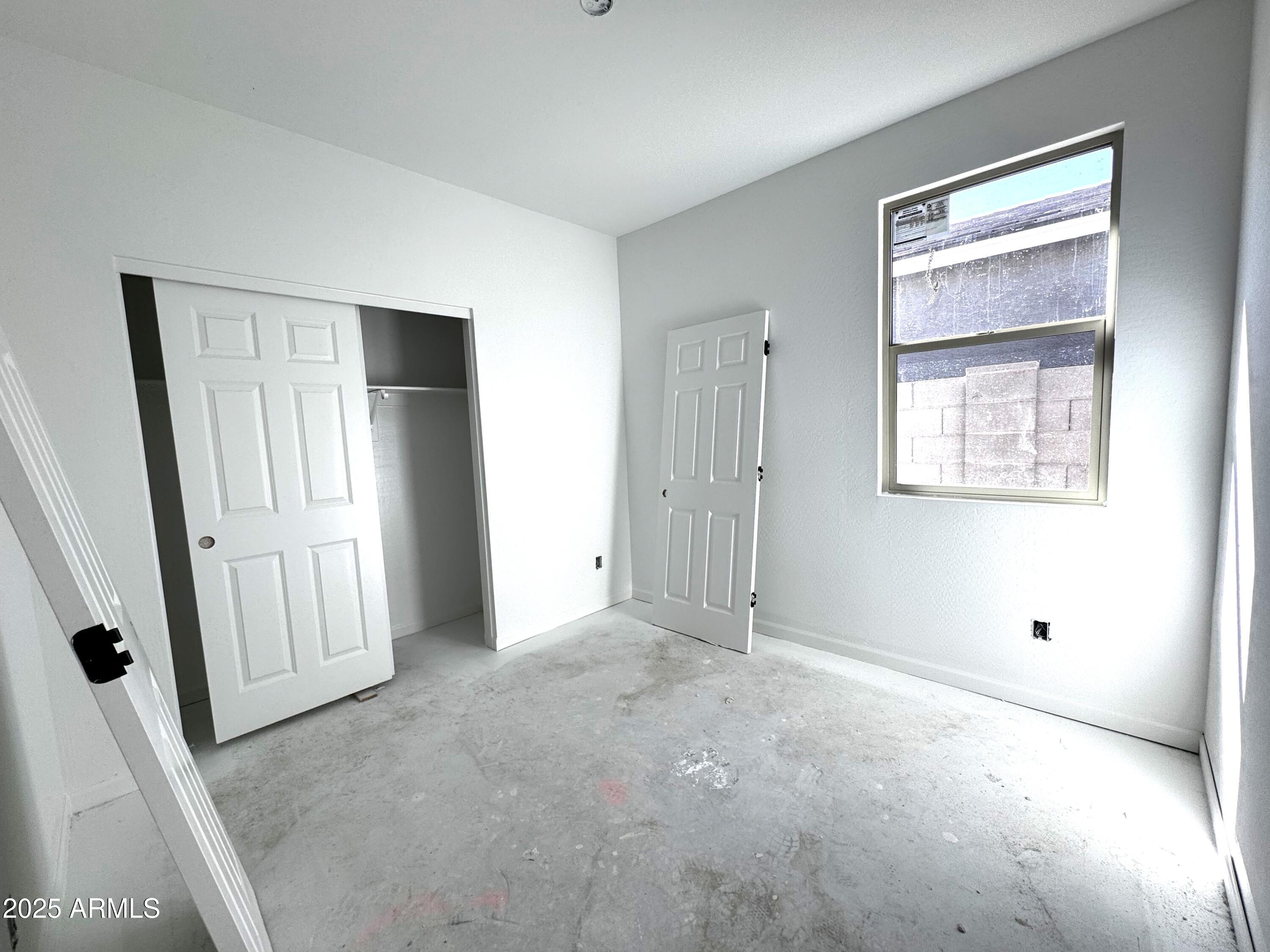 47424 W KENNER Drive