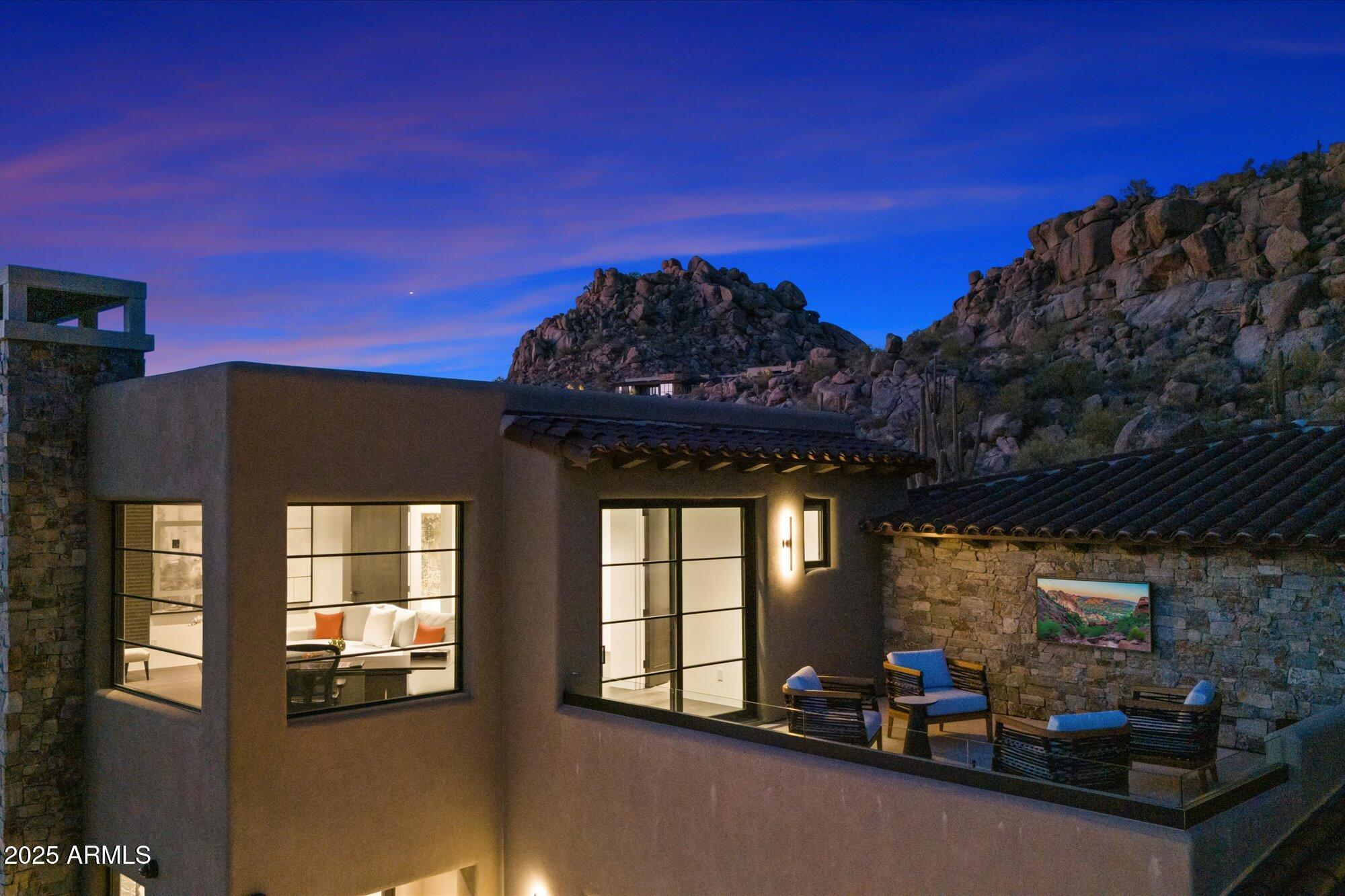 10585 E CRESCENT MOON Drive, 44