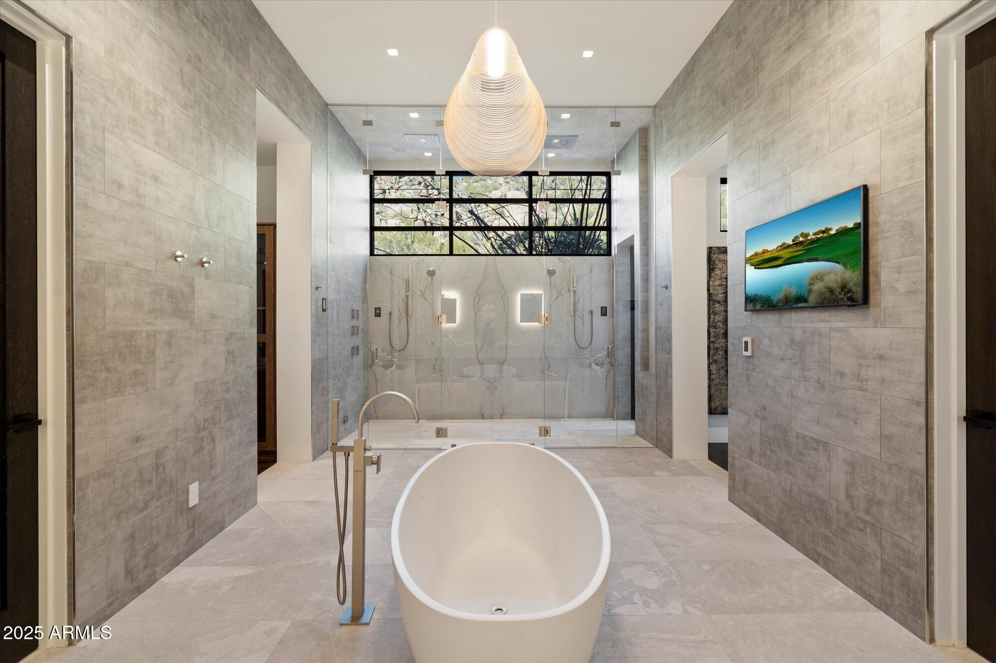 10585 E CRESCENT MOON Drive, 44