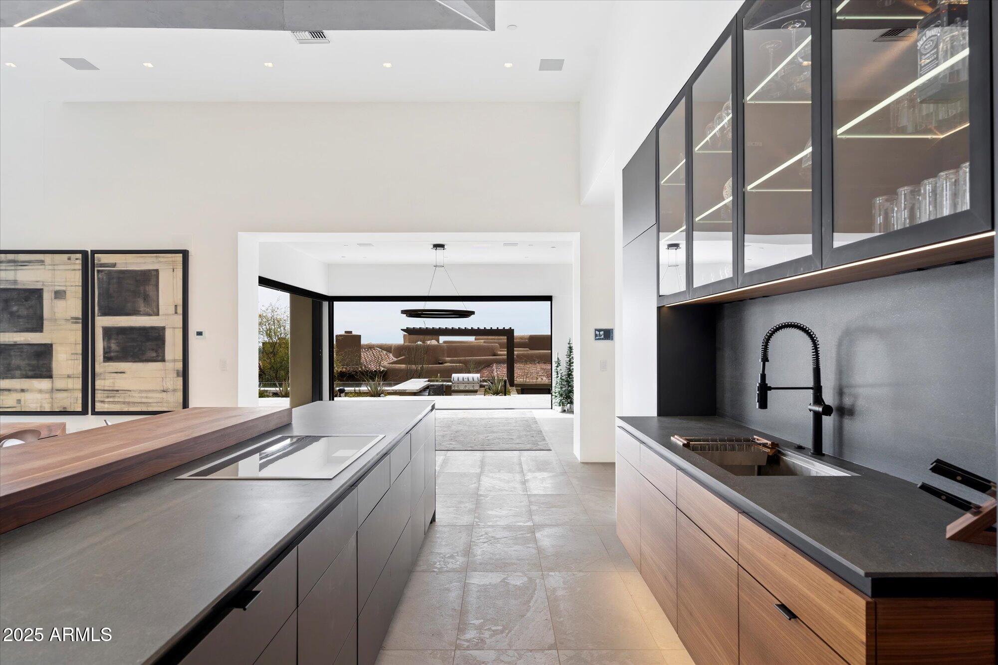 10585 E CRESCENT MOON Drive, 44