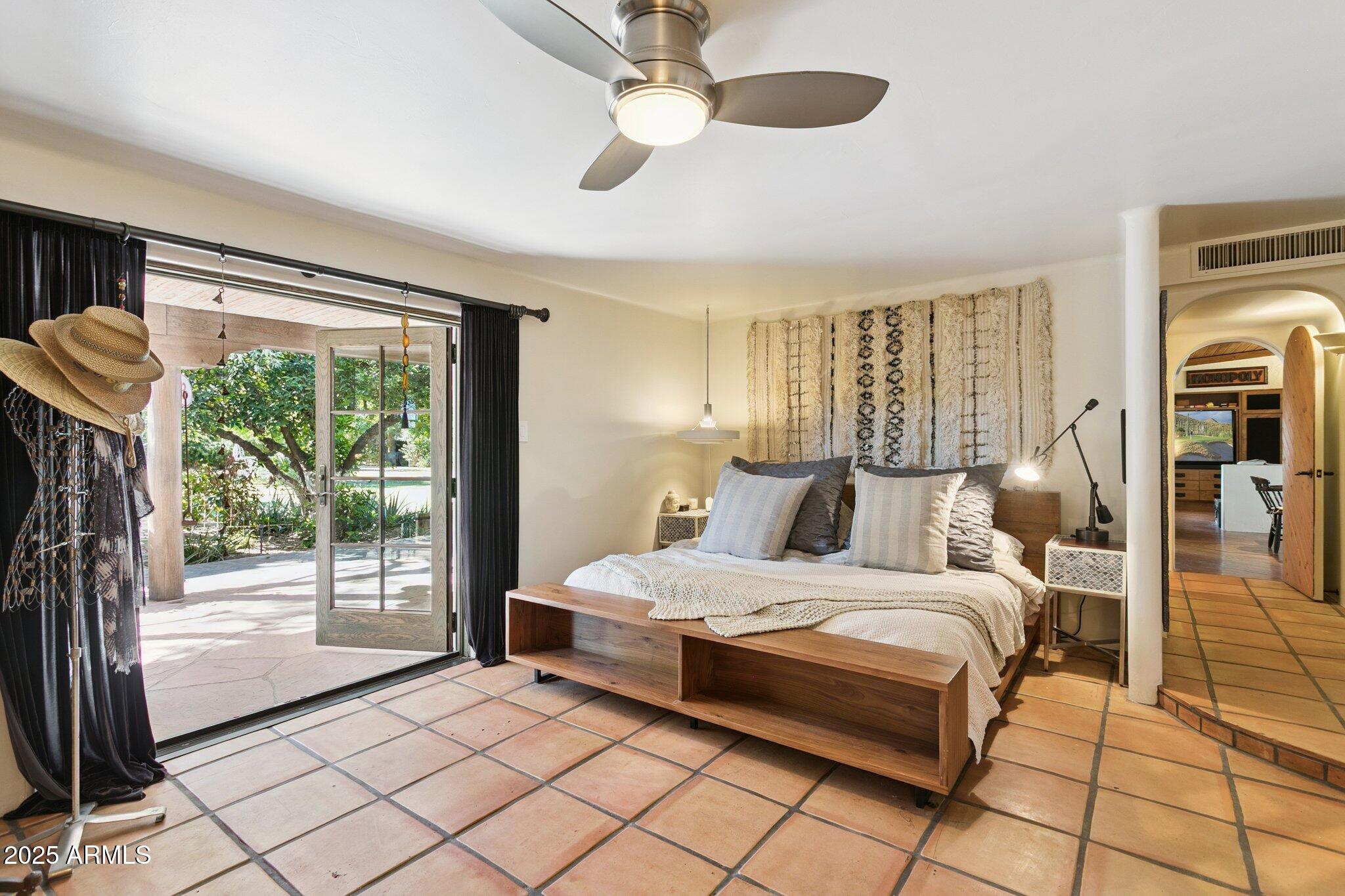 7005 E JACKRABBIT Road