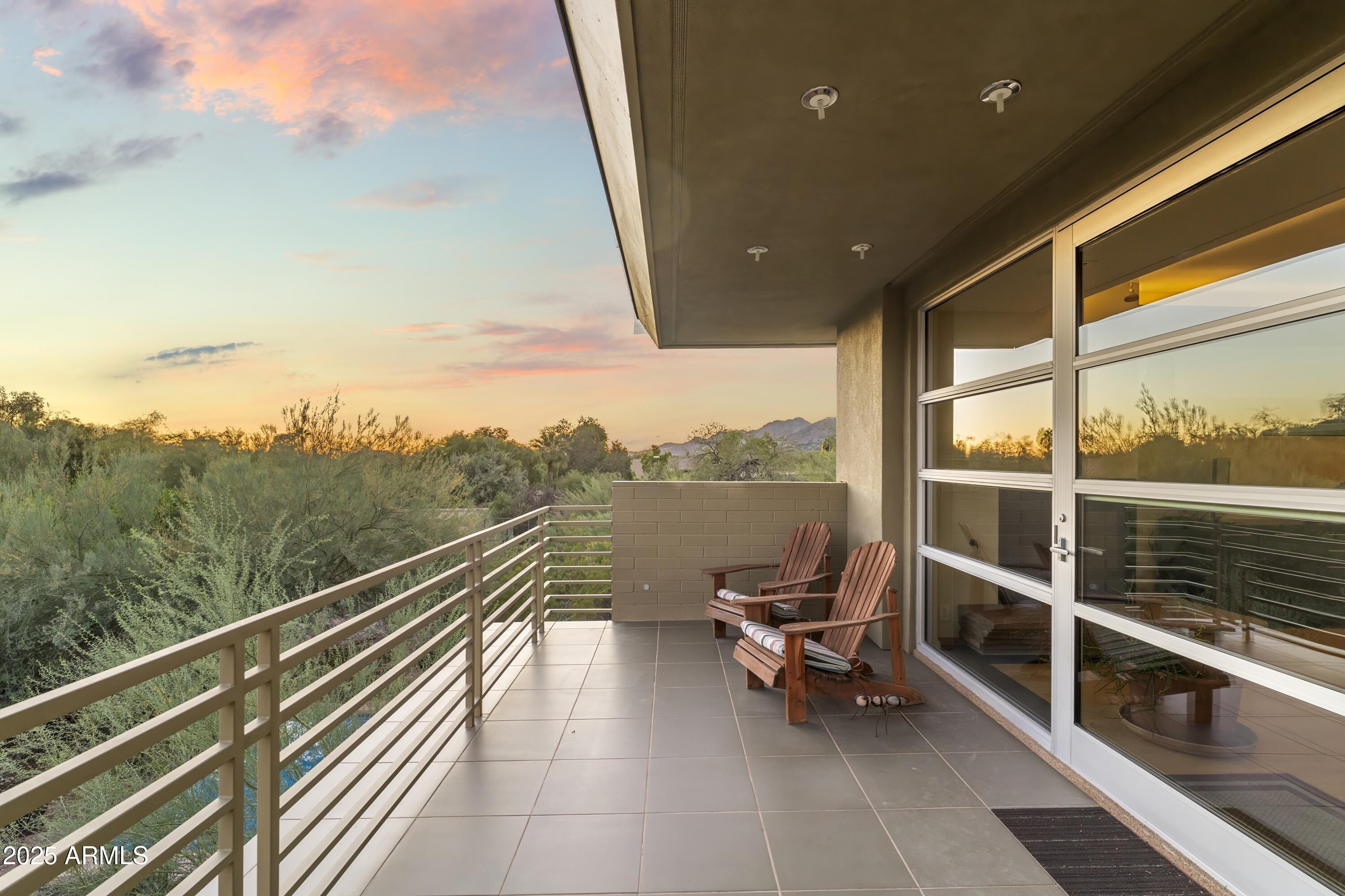 6306 N CAMELBACK MANOR Drive