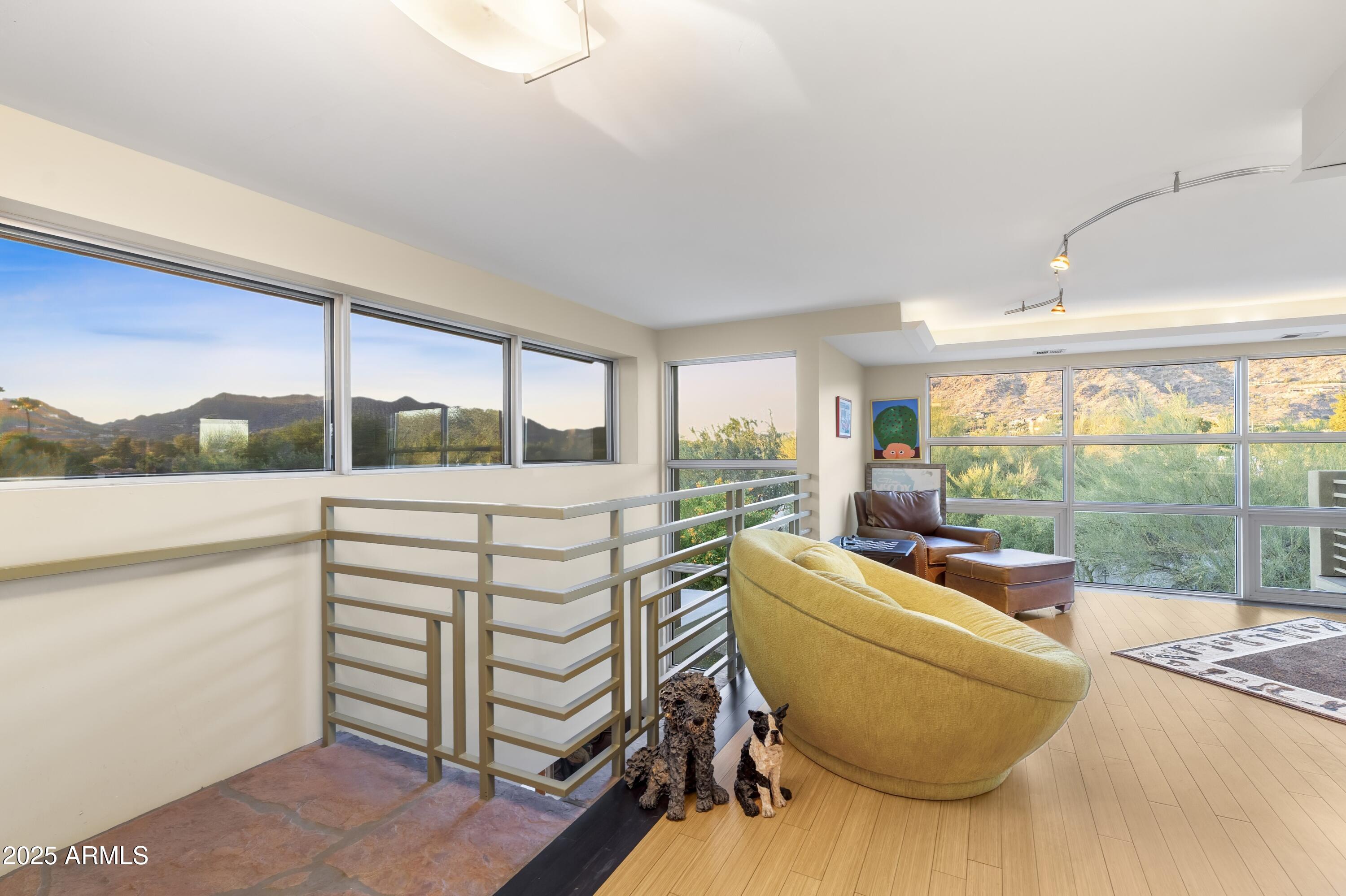 6306 N CAMELBACK MANOR Drive