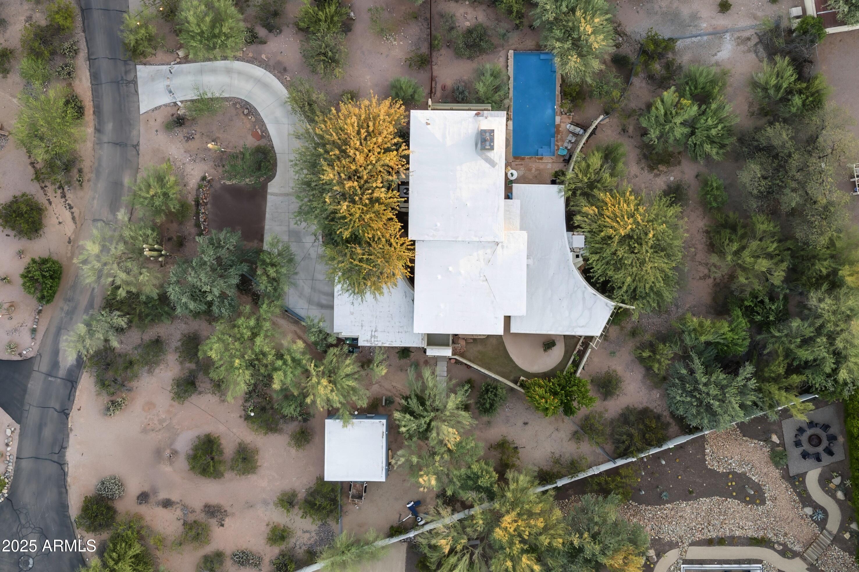 6306 N CAMELBACK MANOR Drive