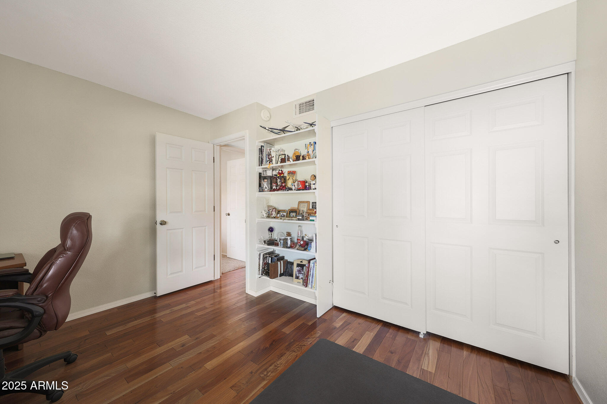 6009 E BETTY ELYSE Lane