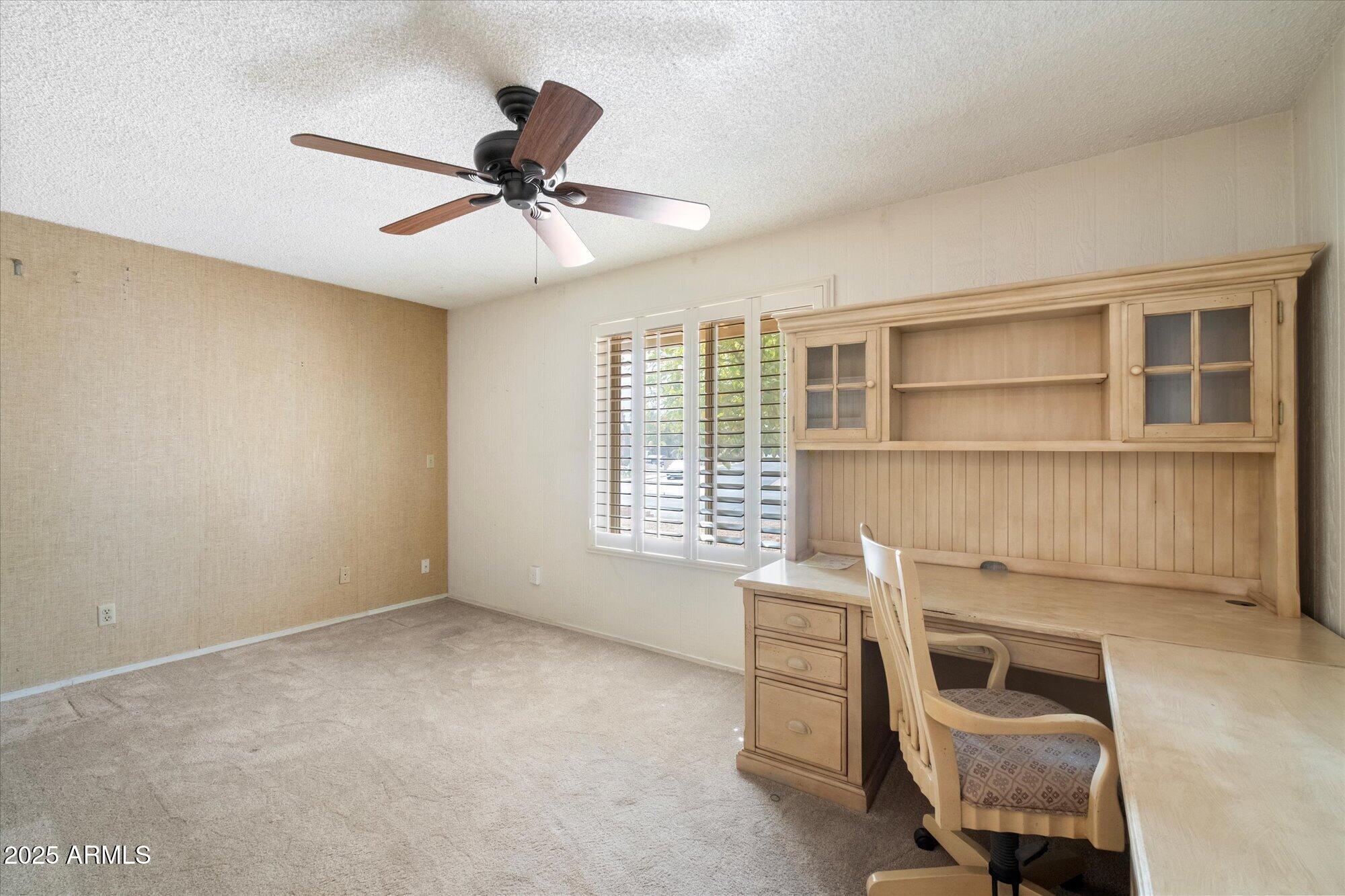 1213 W ESPLANADE Street