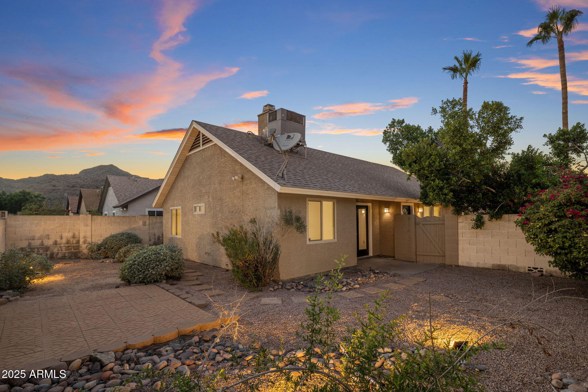 4039 E Alta Mesa Avenue