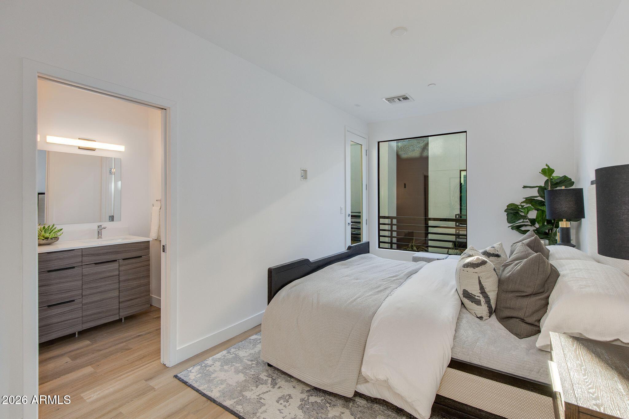 4220 N 32ND Street, 35