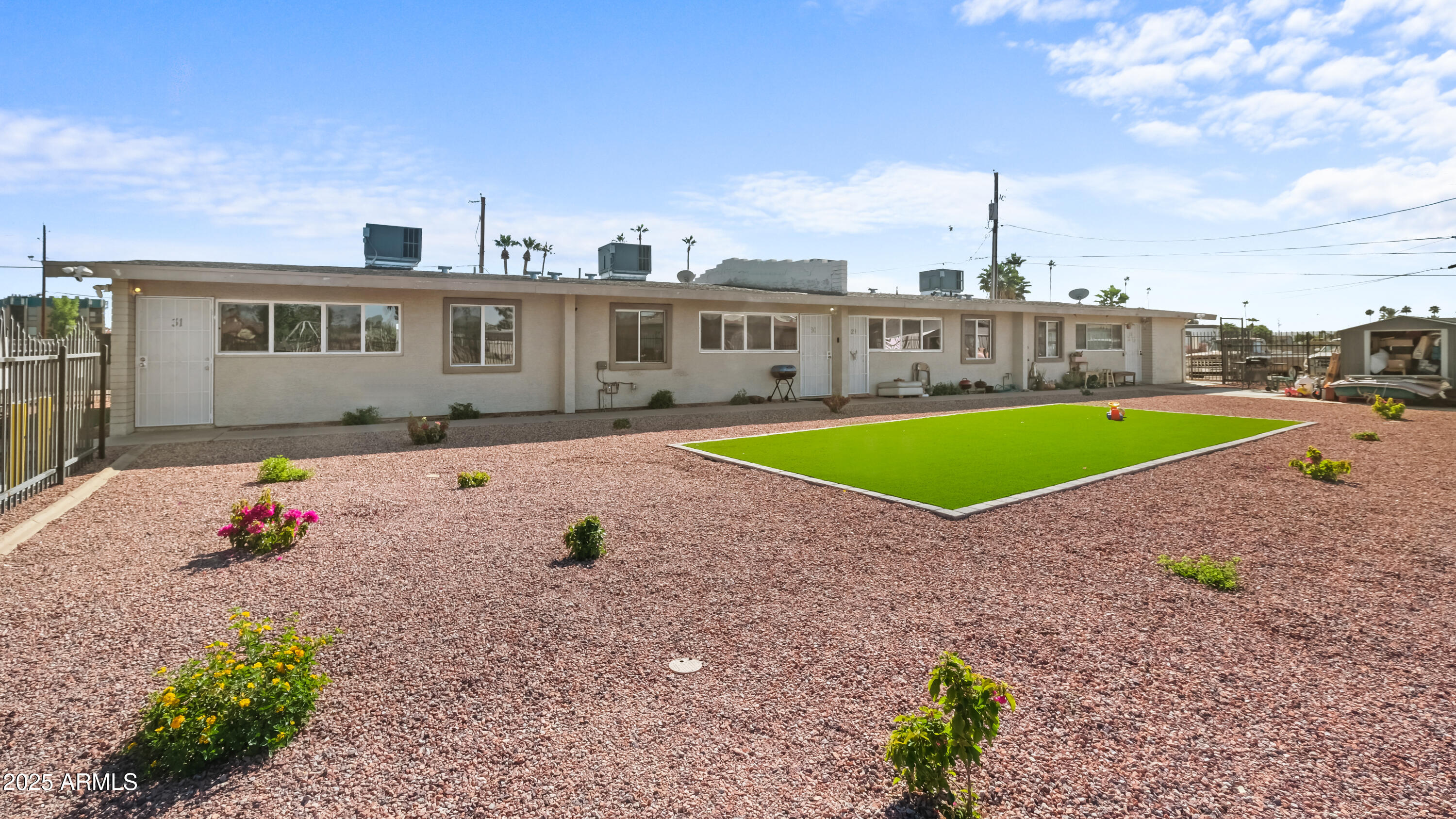 2101 W HEATHERBRAE Drive