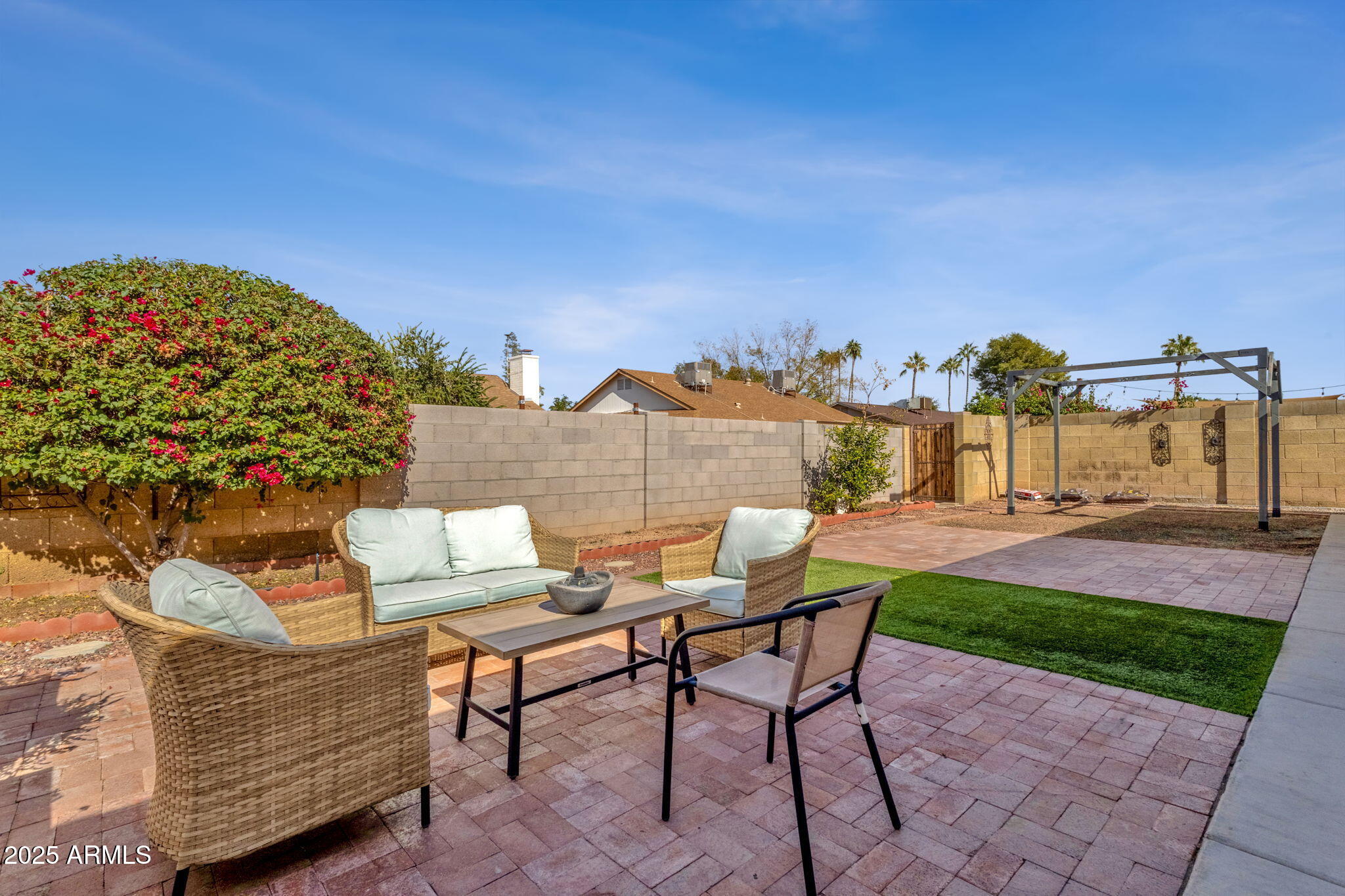 1704 E BELL DE MAR Drive