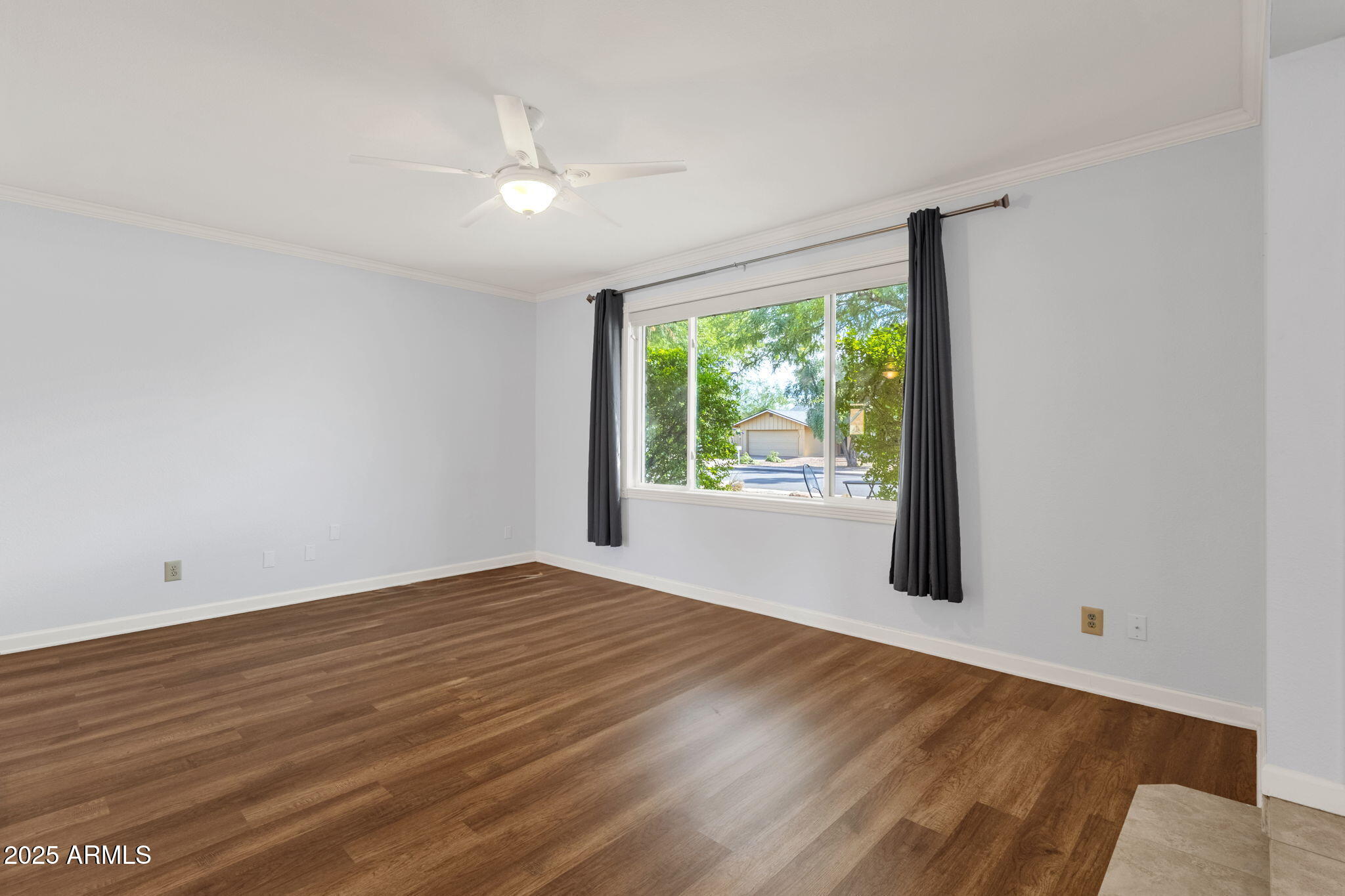 1704 E BELL DE MAR Drive