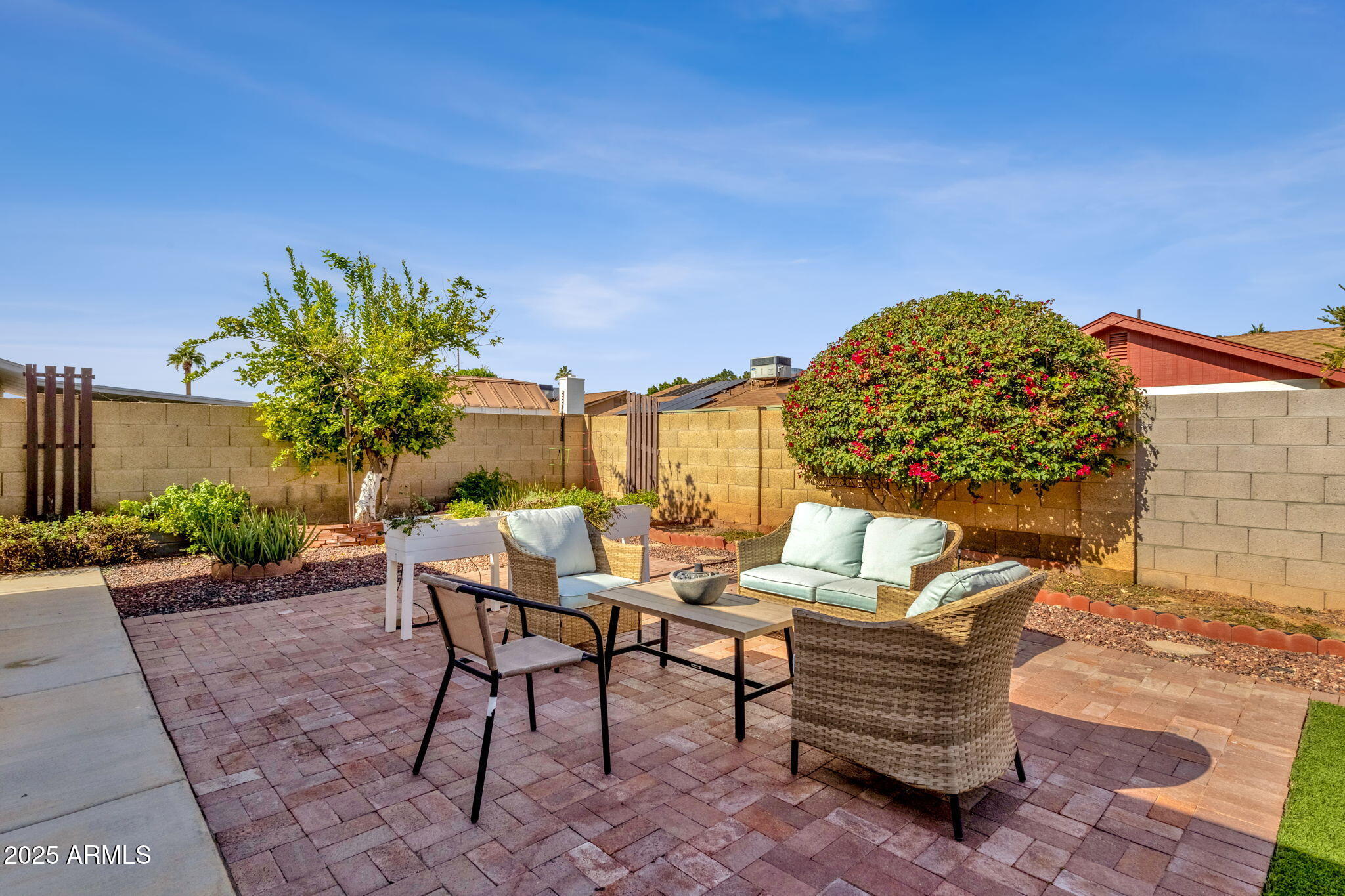 1704 E BELL DE MAR Drive