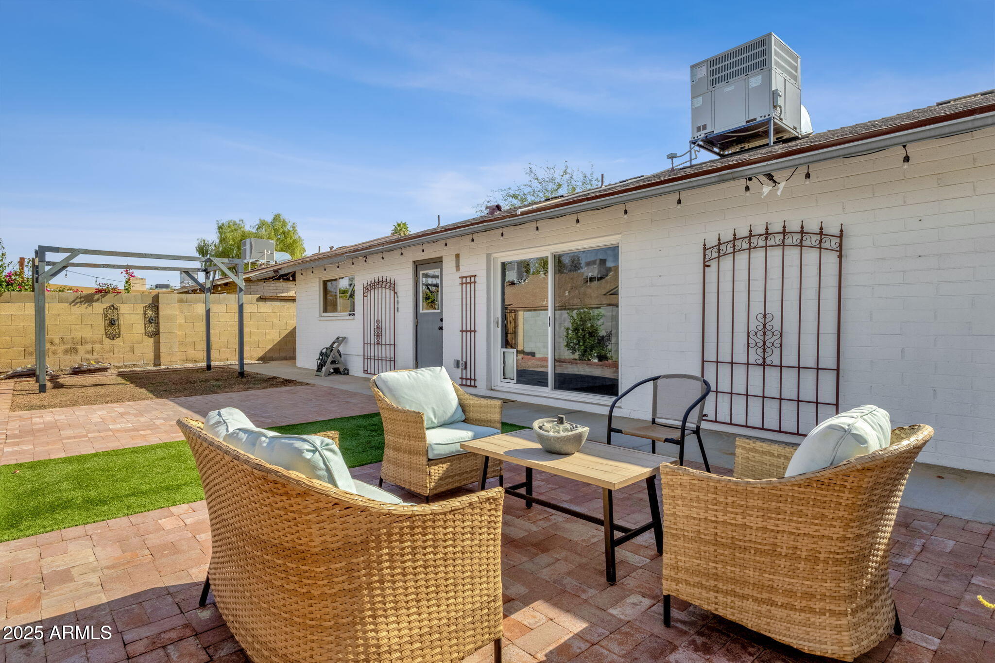 1704 E BELL DE MAR Drive