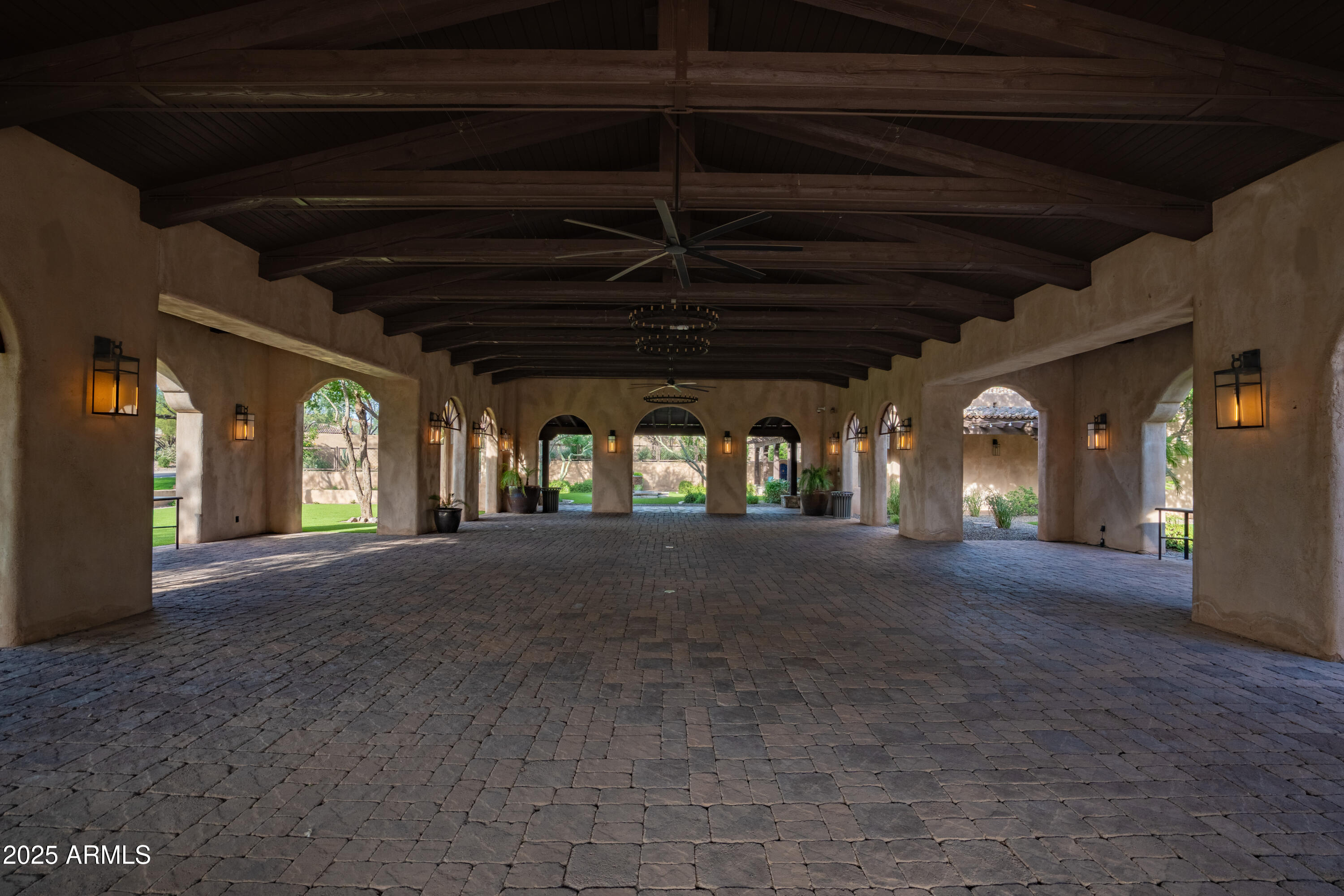 10050 E SOUTH BEND Drive