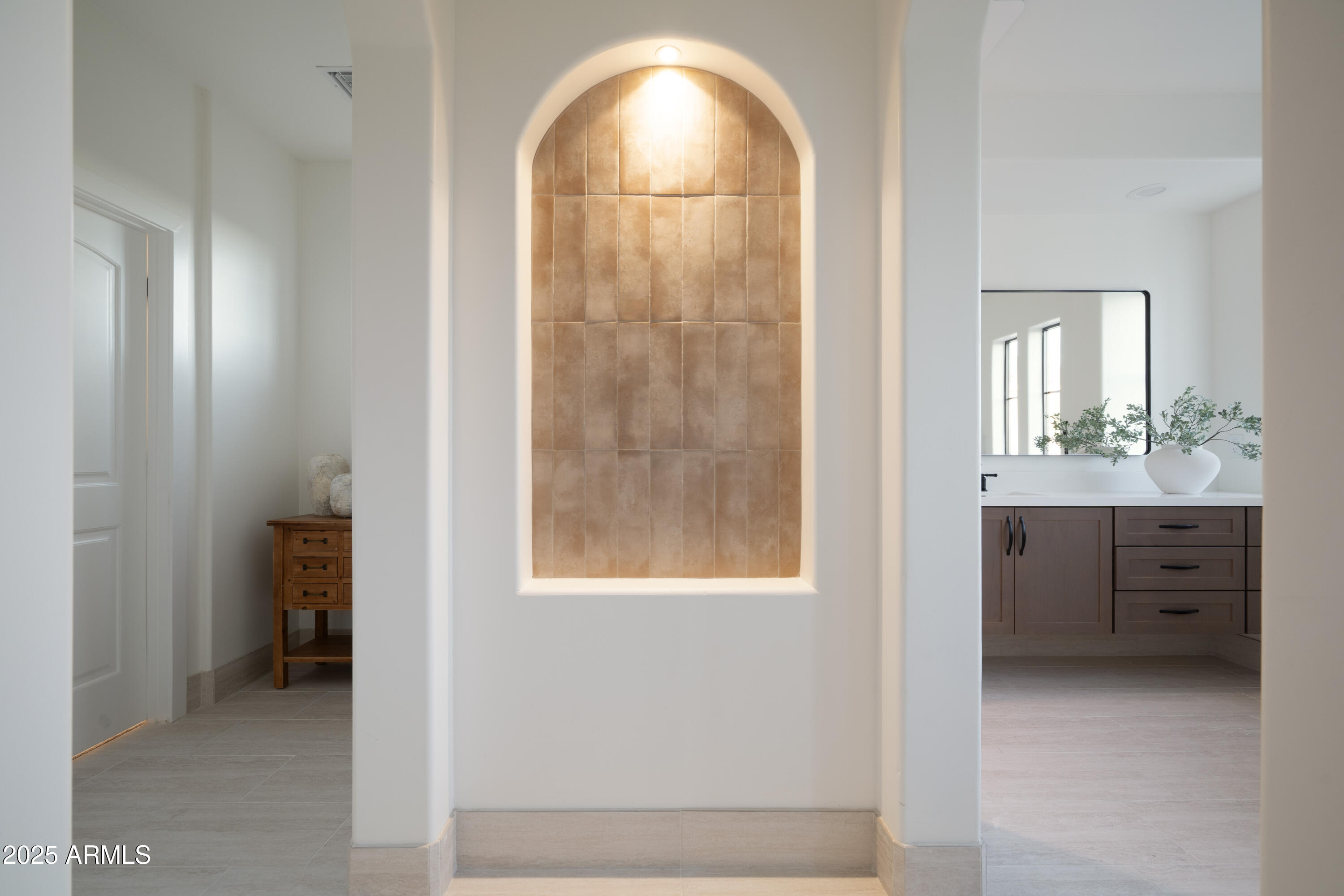 10050 E SOUTH BEND Drive