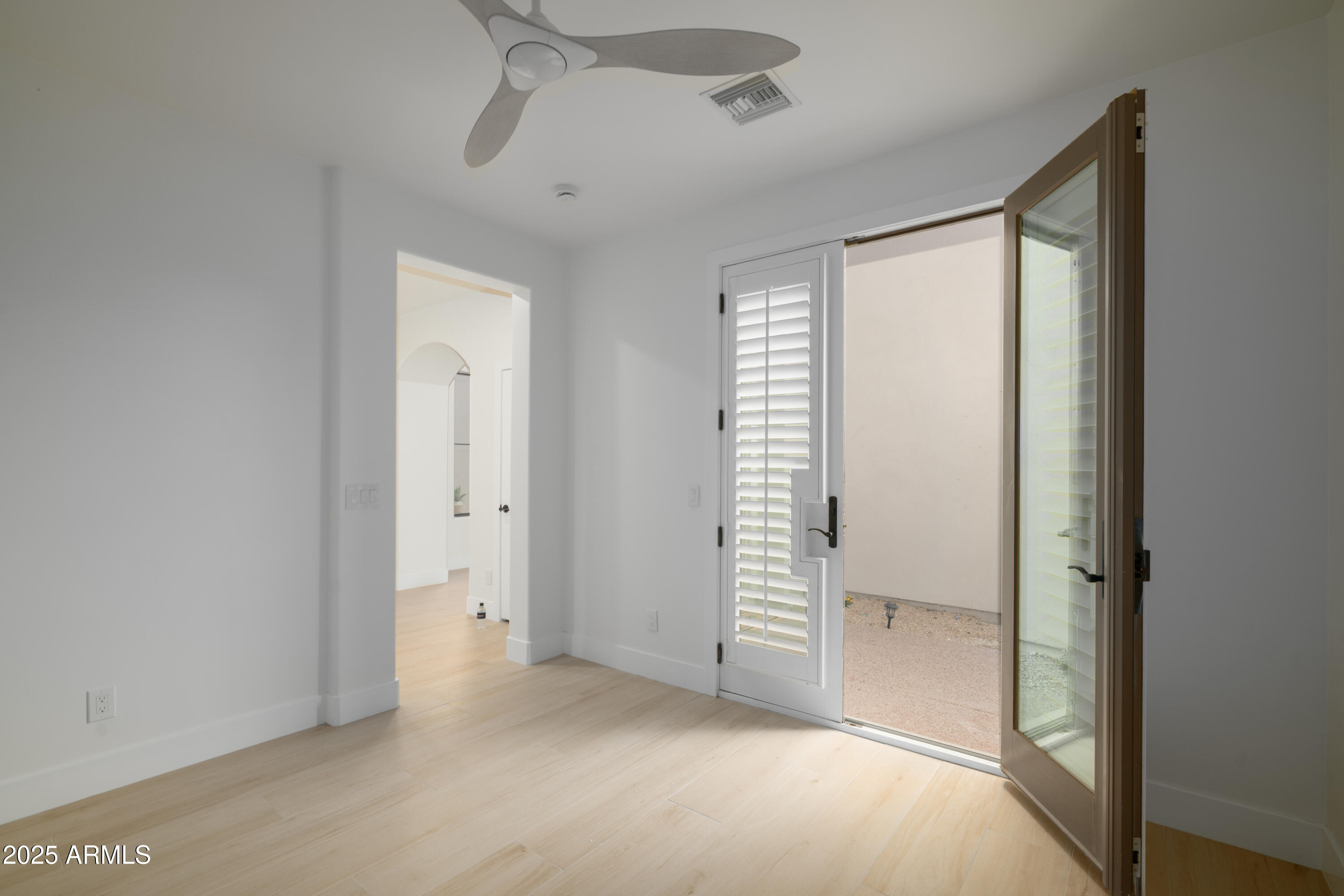 10050 E SOUTH BEND Drive