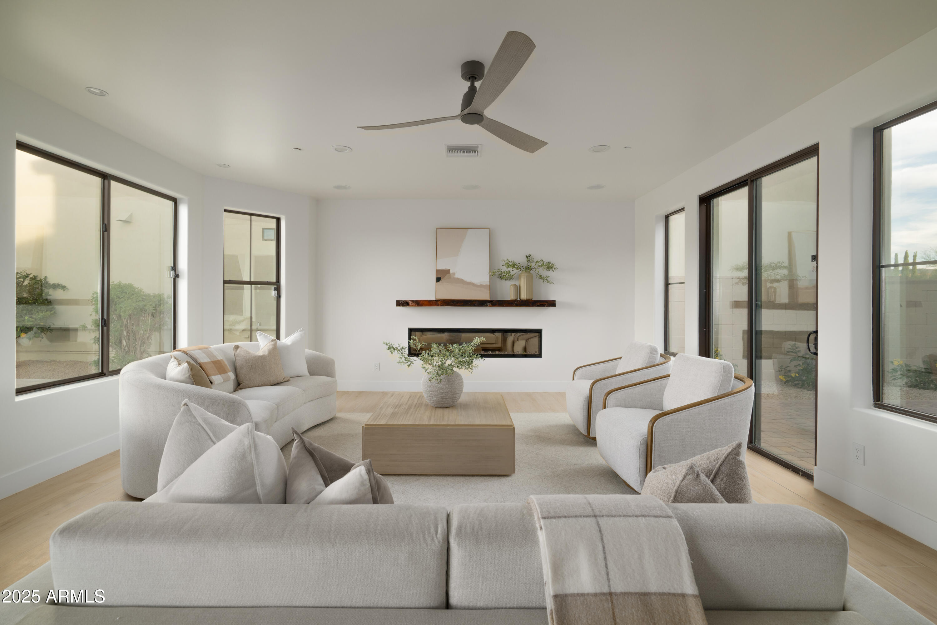 10050 E SOUTH BEND Drive