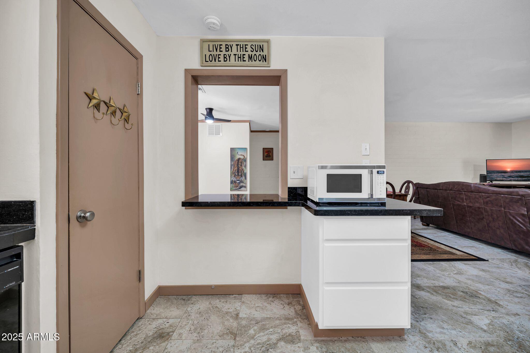 10517 W CUMBERLAND Drive