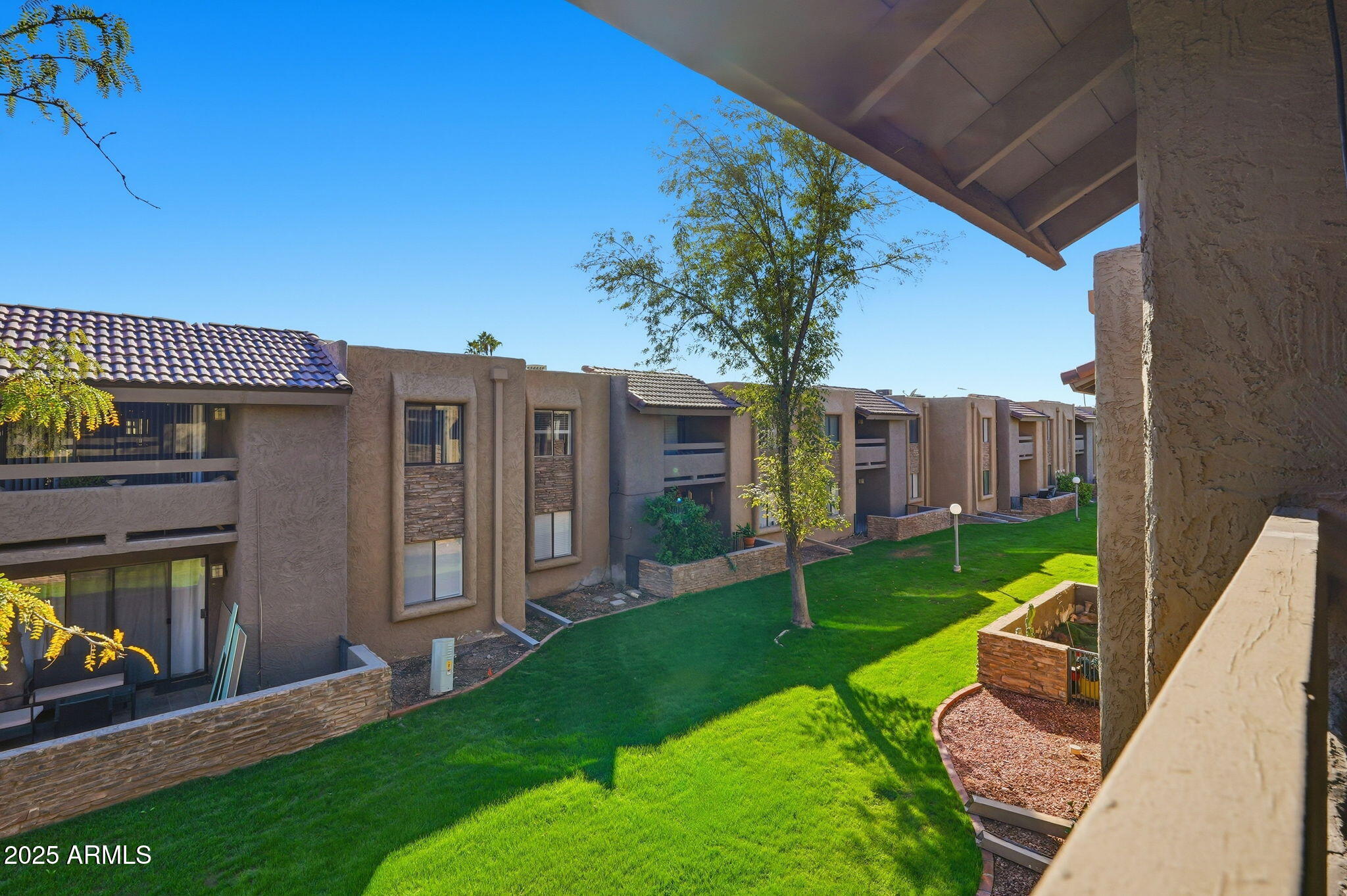 3825 E CAMELBACK Road, 230