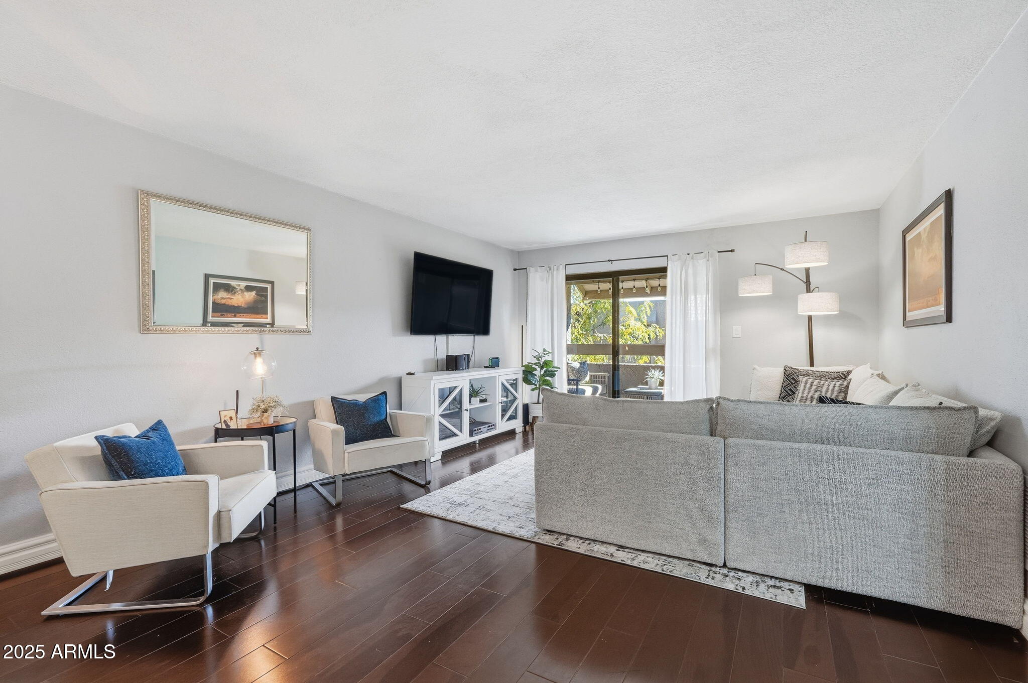 3825 E CAMELBACK Road, 230