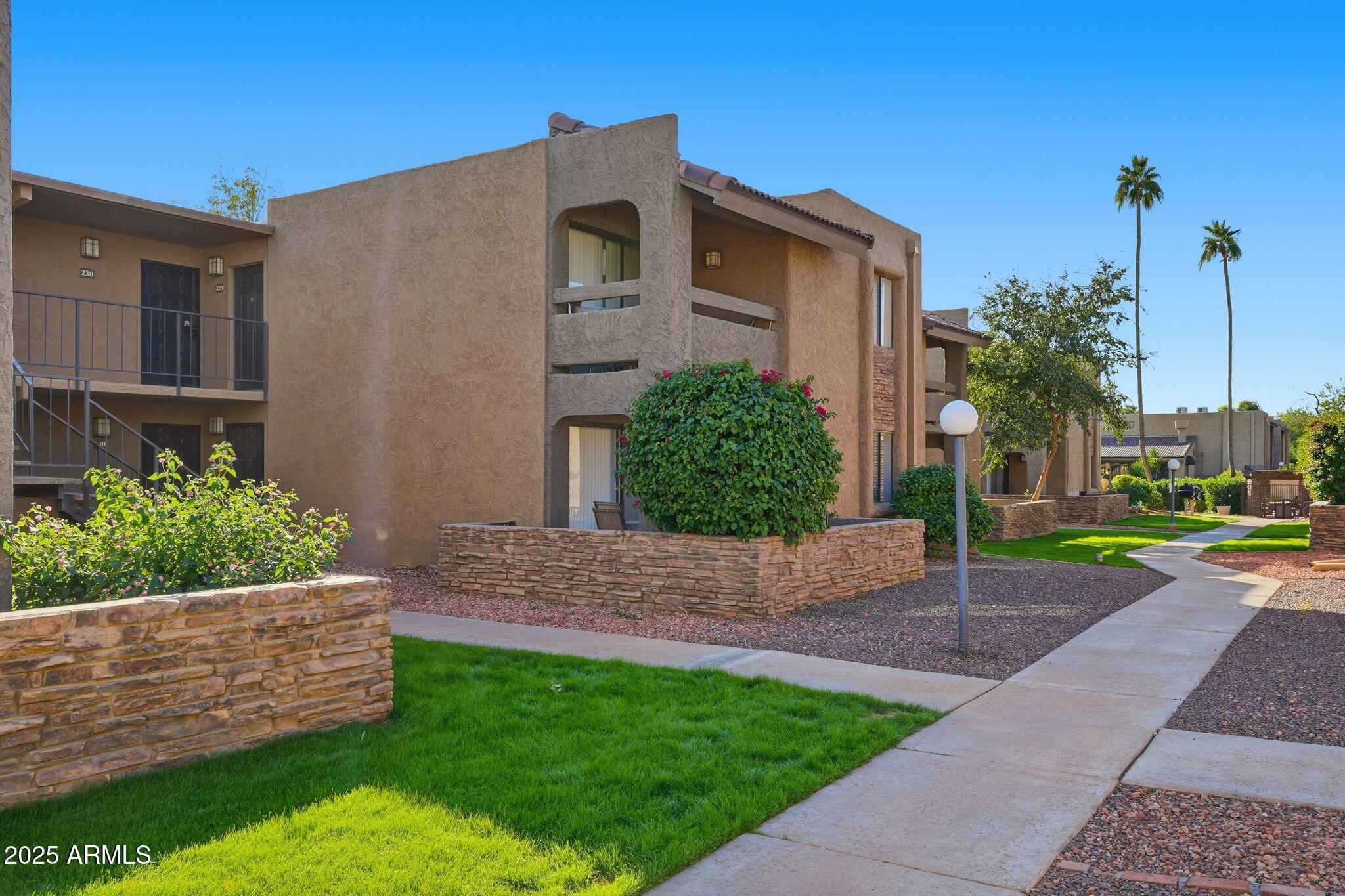 3825 E CAMELBACK Road, 230