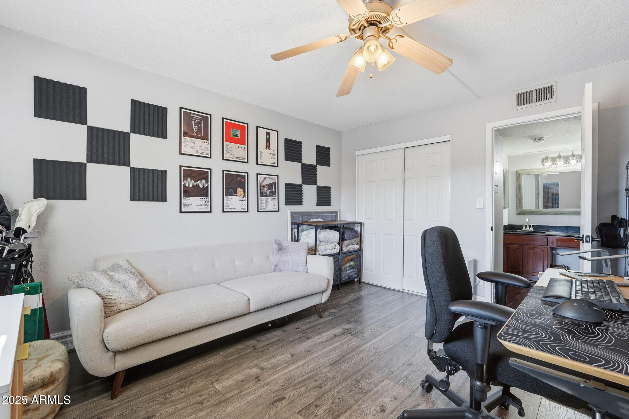 3825 E CAMELBACK Road, 230