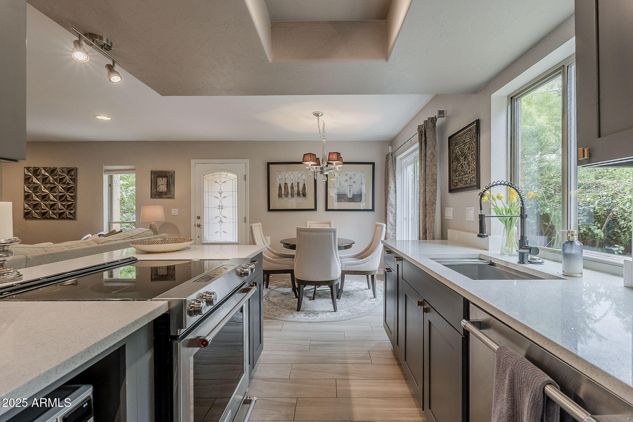 10409 N 10TH Street, 1