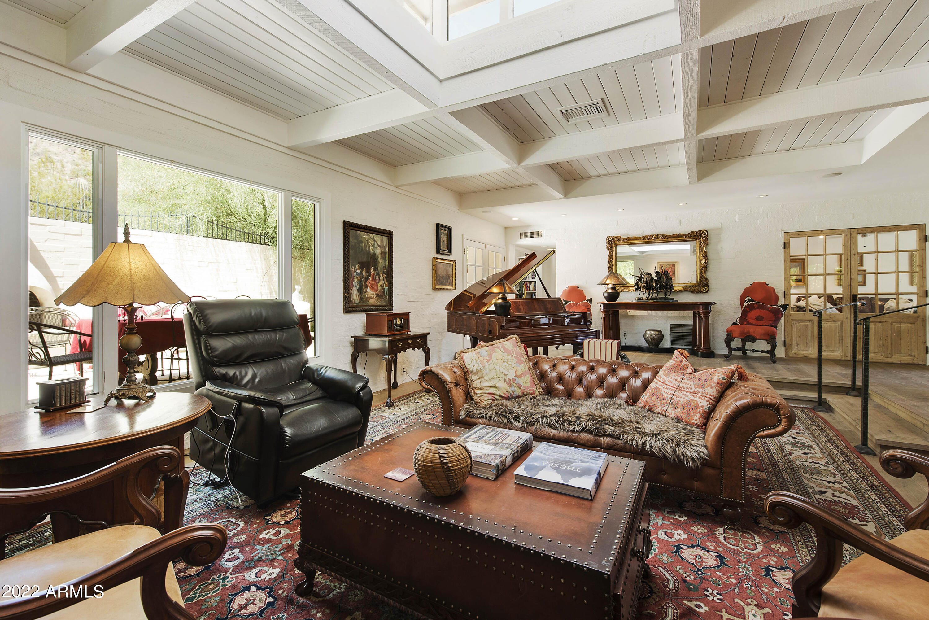 5434 E LINCOLN Drive, 72