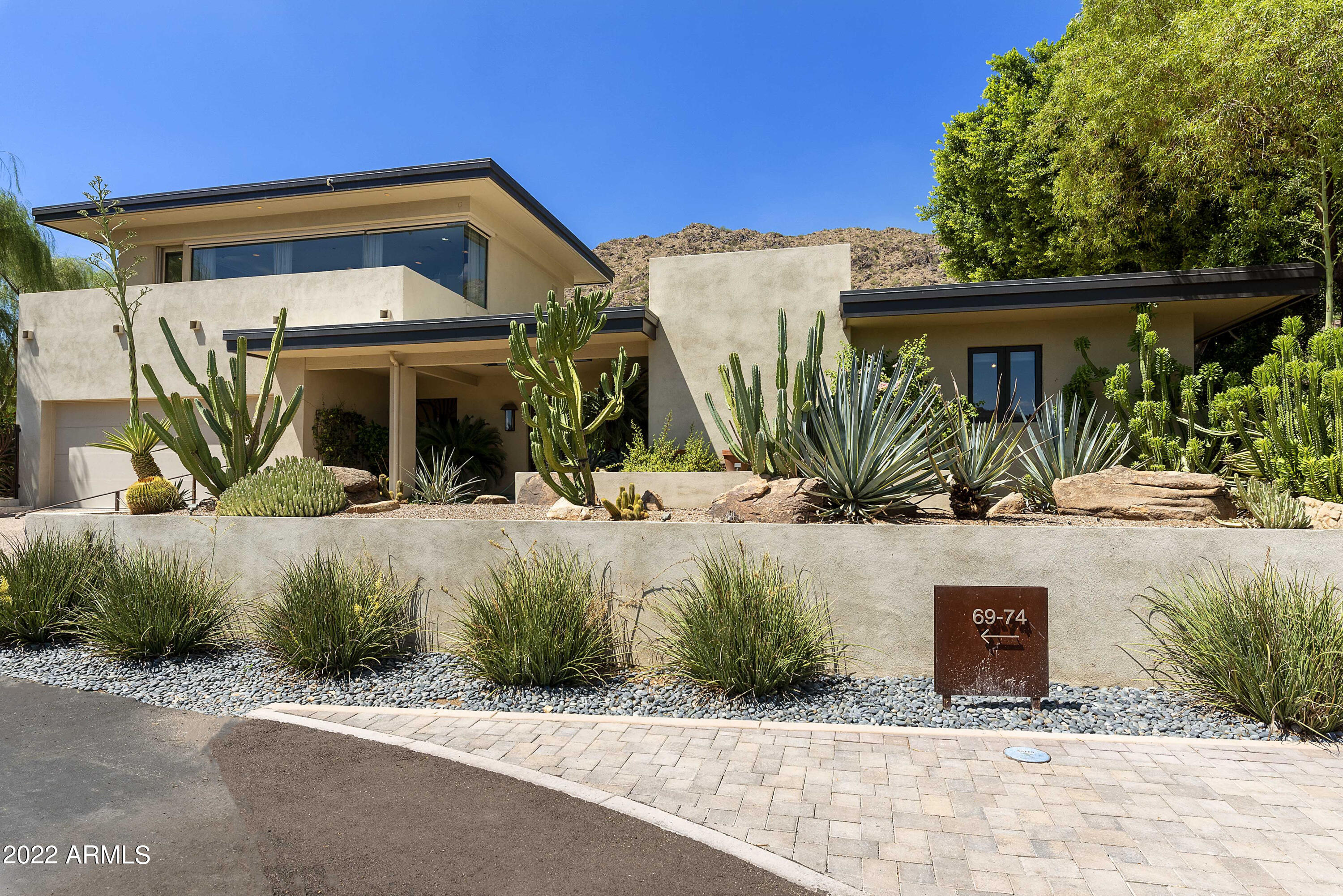 5434 E LINCOLN Drive, 72