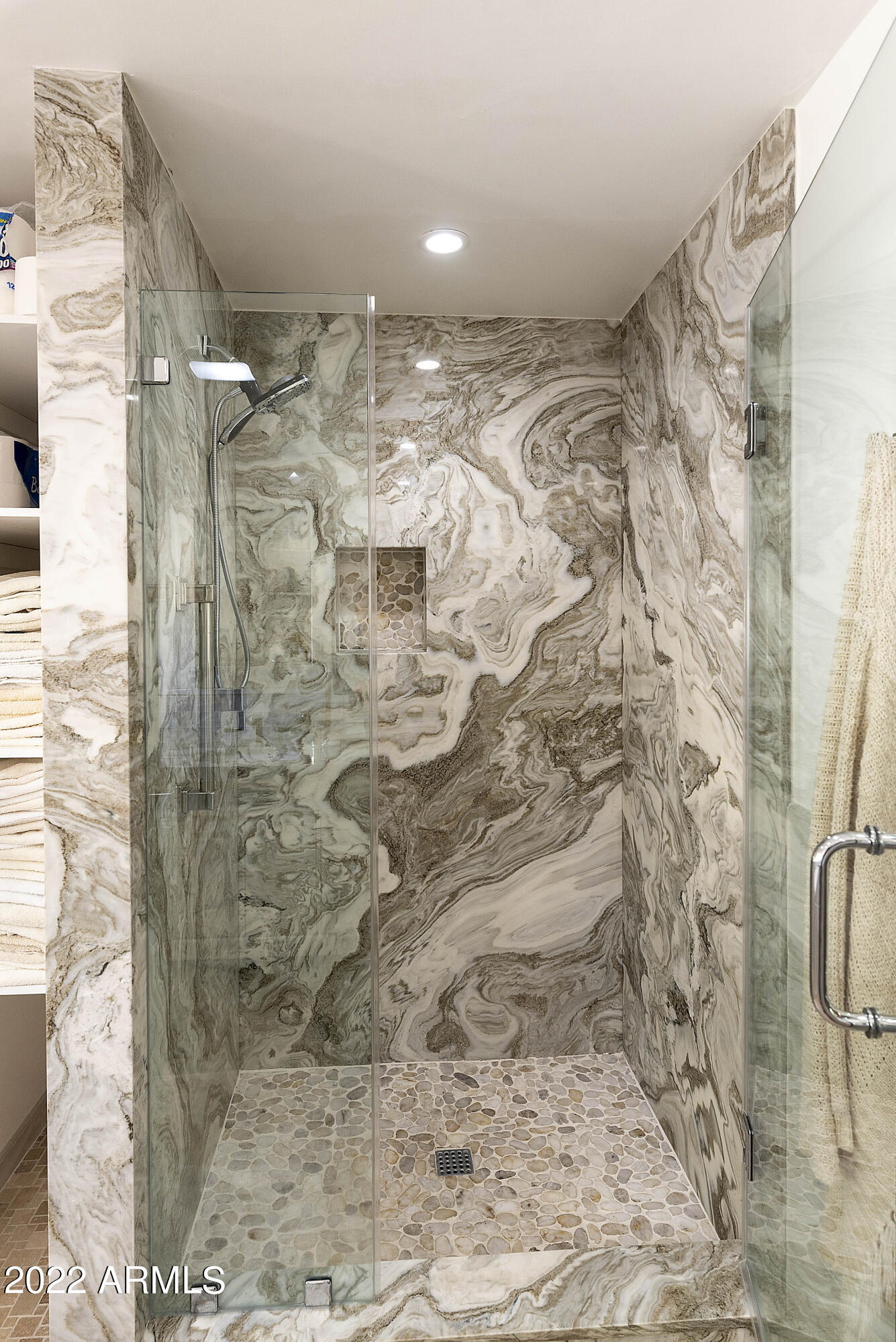 5434 E LINCOLN Drive, 72