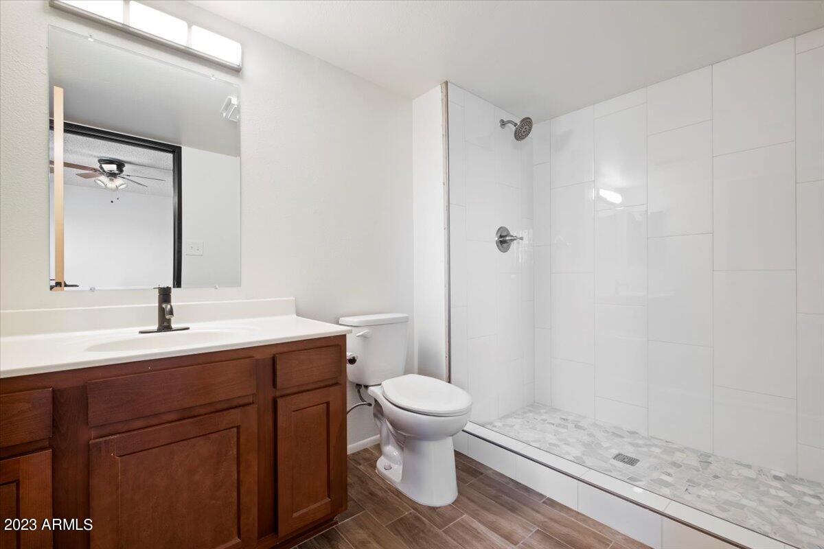 2524 S EL PARADISO, 50