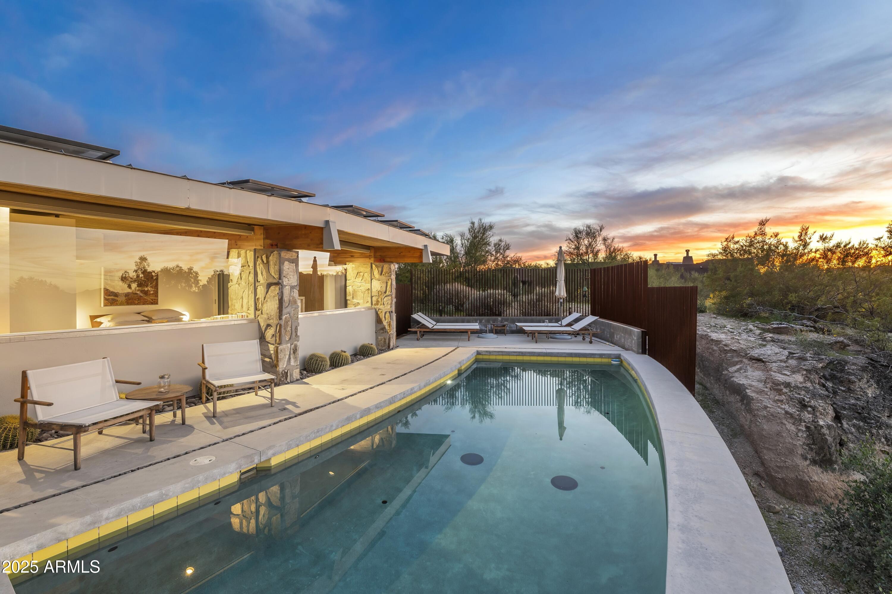 7915 E PRIMROSE Path