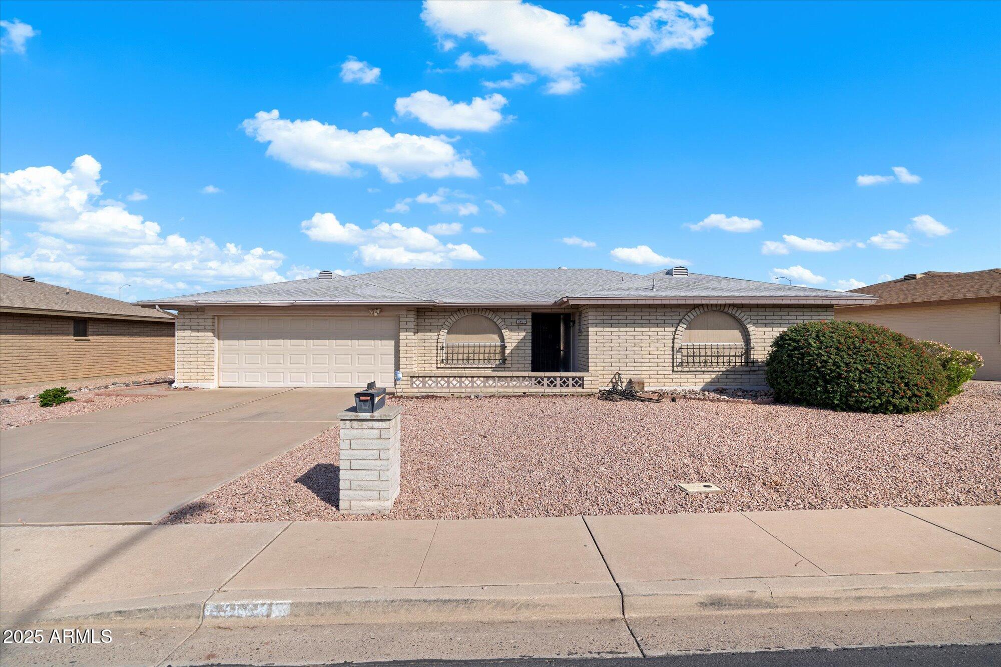 4530 E EMELITA Avenue