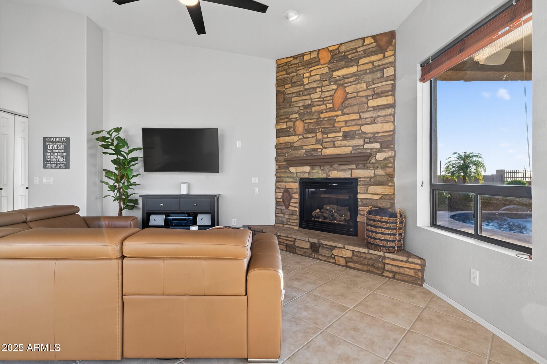 3558 N SONORAN Hills