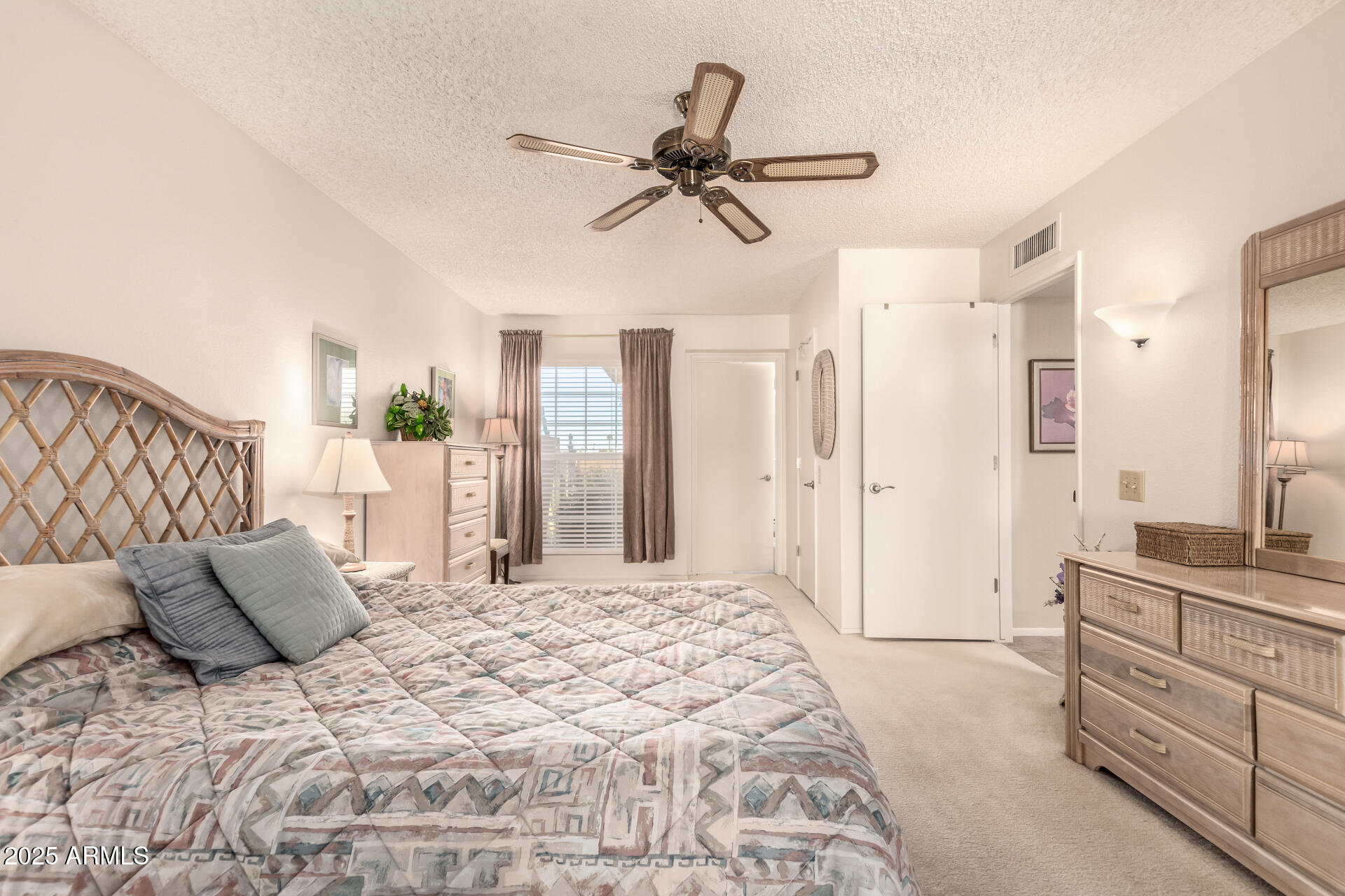 13412 W DESERT GLEN Drive