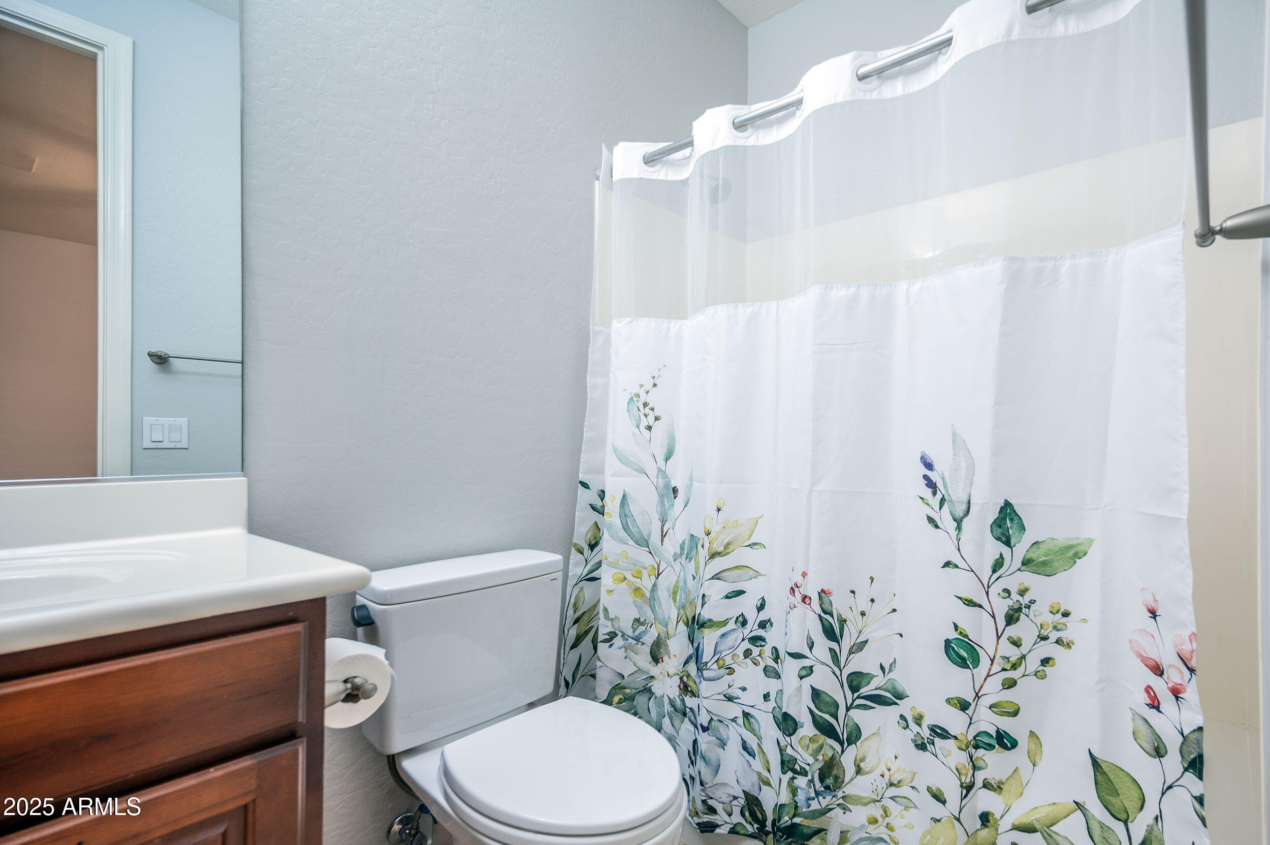 6311 S Roanoke Street