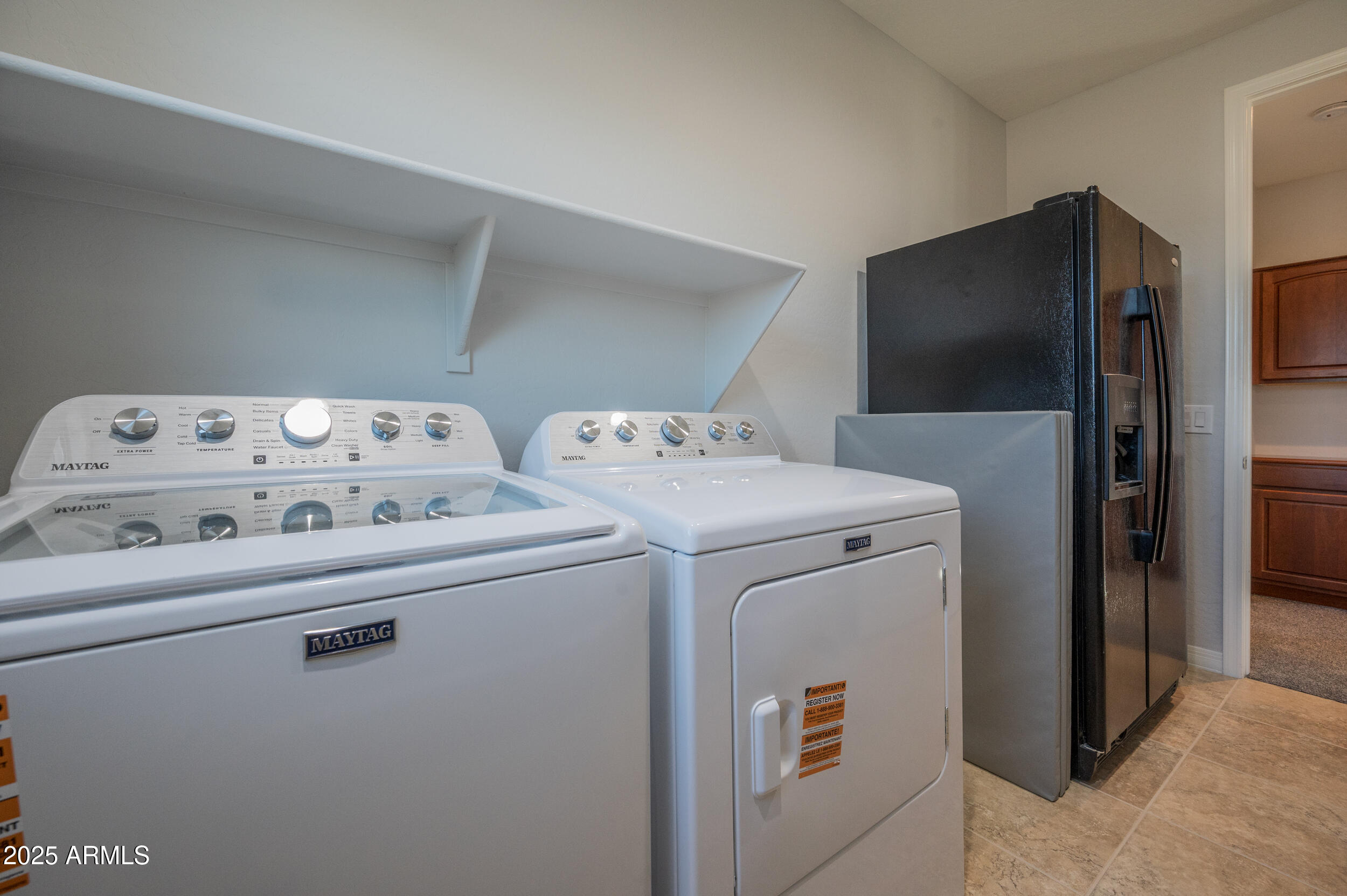 6311 S Roanoke Street