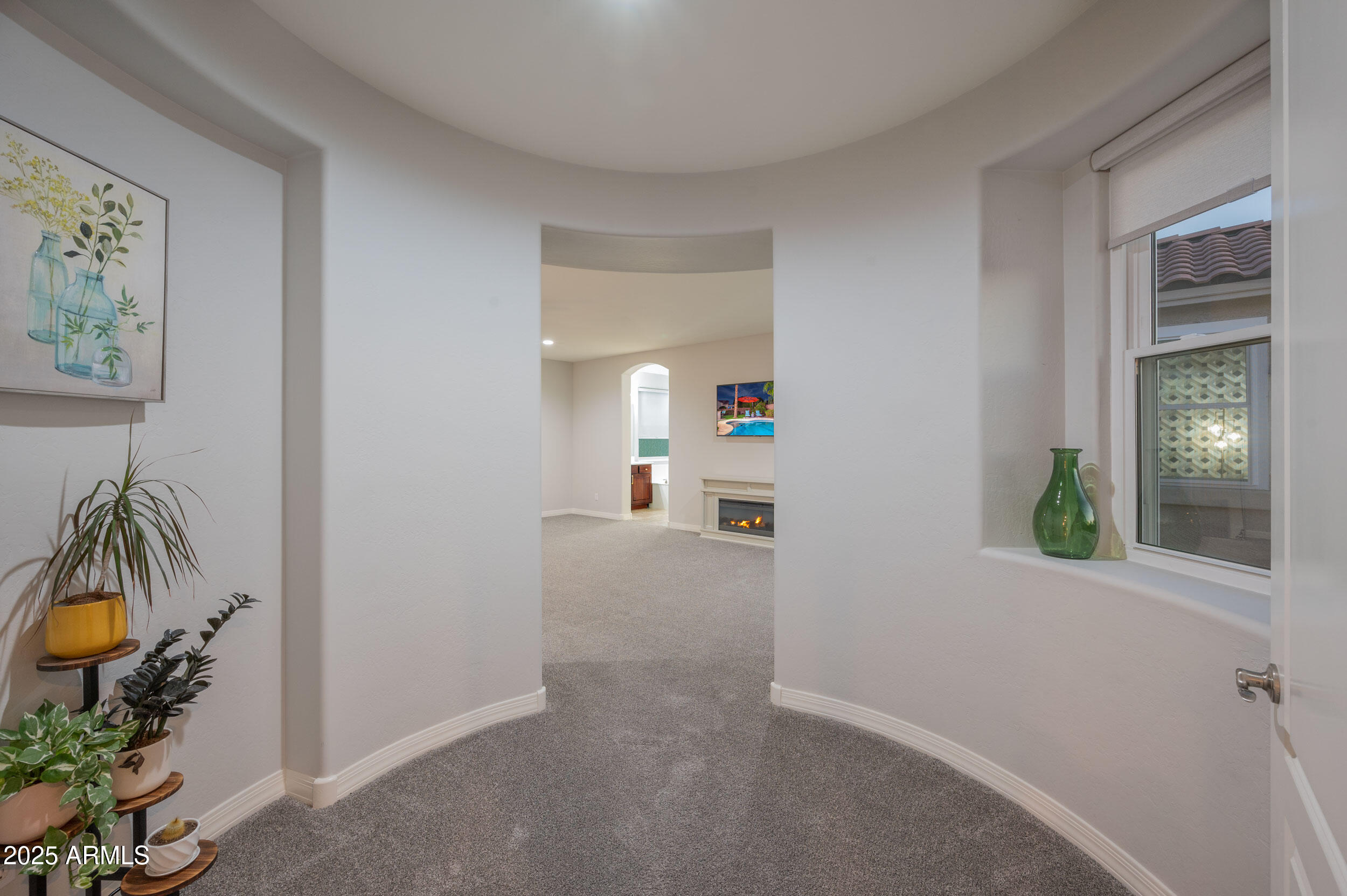 6311 S Roanoke Street