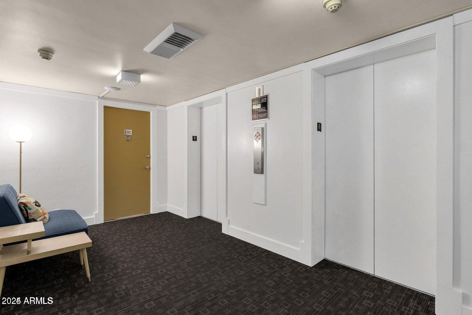 4750 N CENTRAL Avenue L8