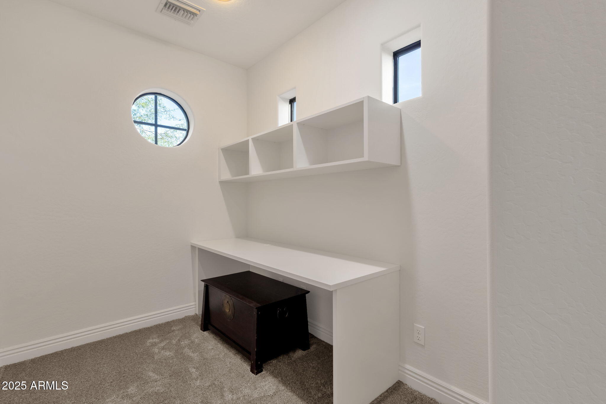 9871 E SOUTH BEND Drive