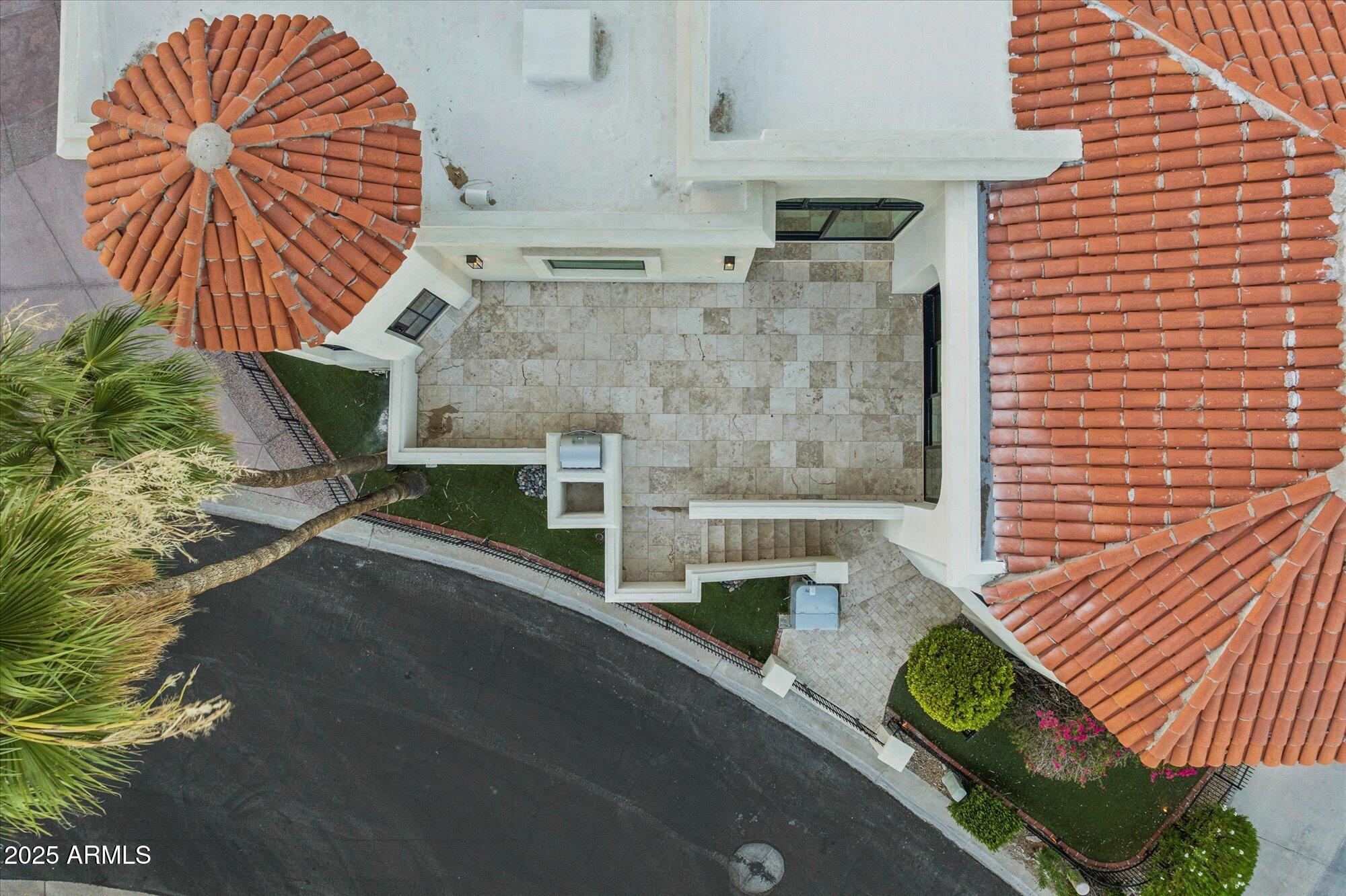 3800 E LINCOLN Drive, 54