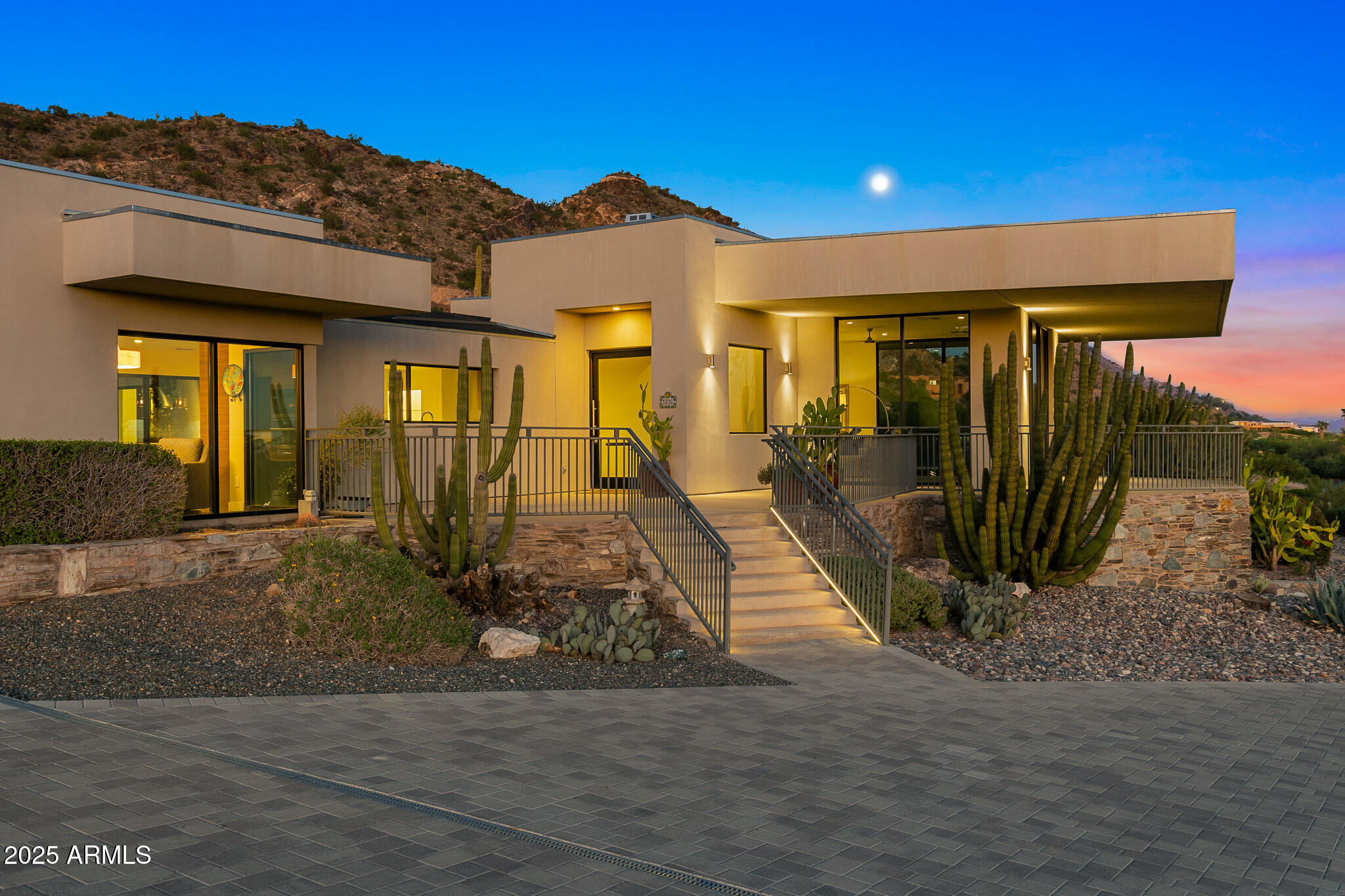 5826 E INDIAN BEND Road