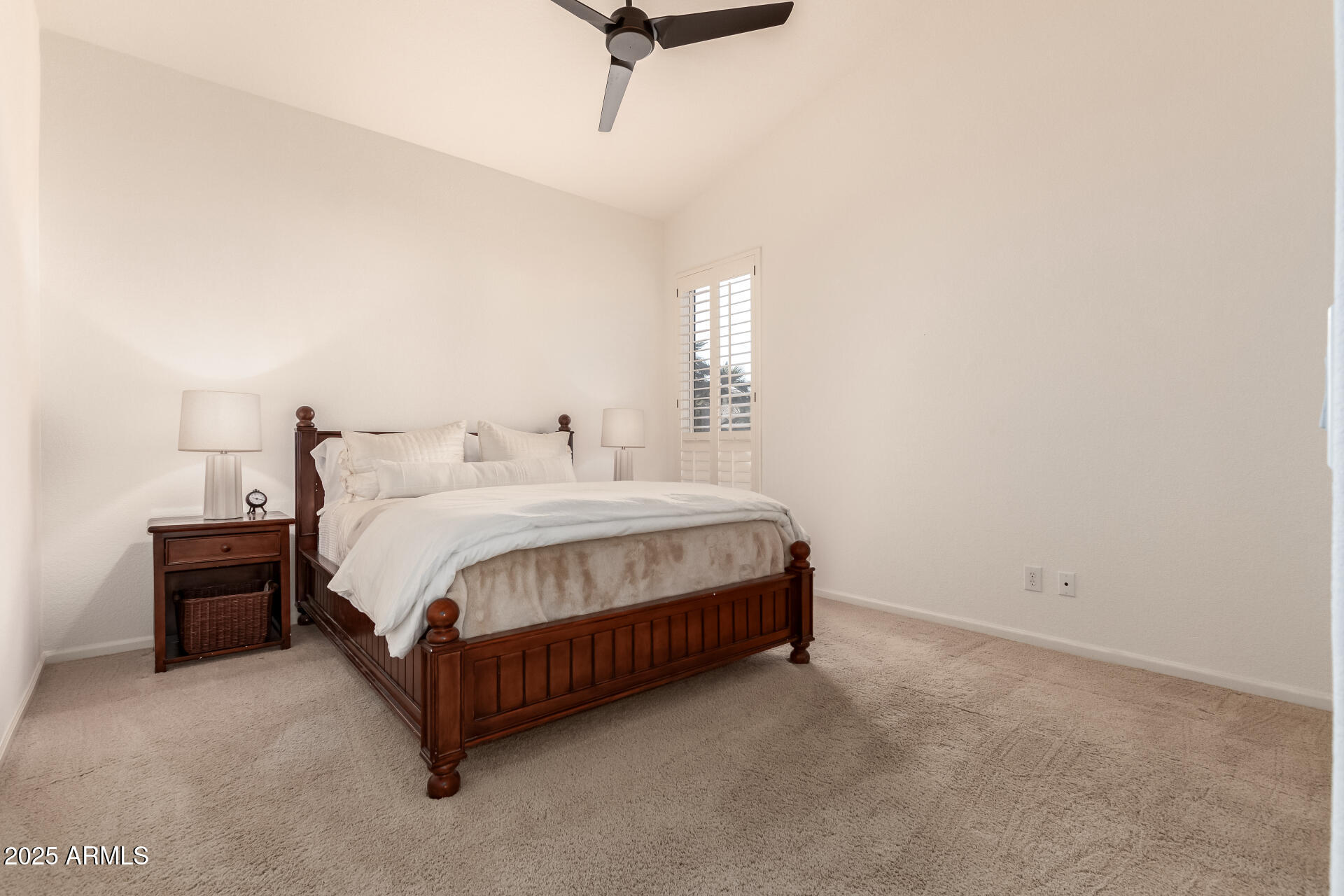 9312 E ARROWVALE Drive