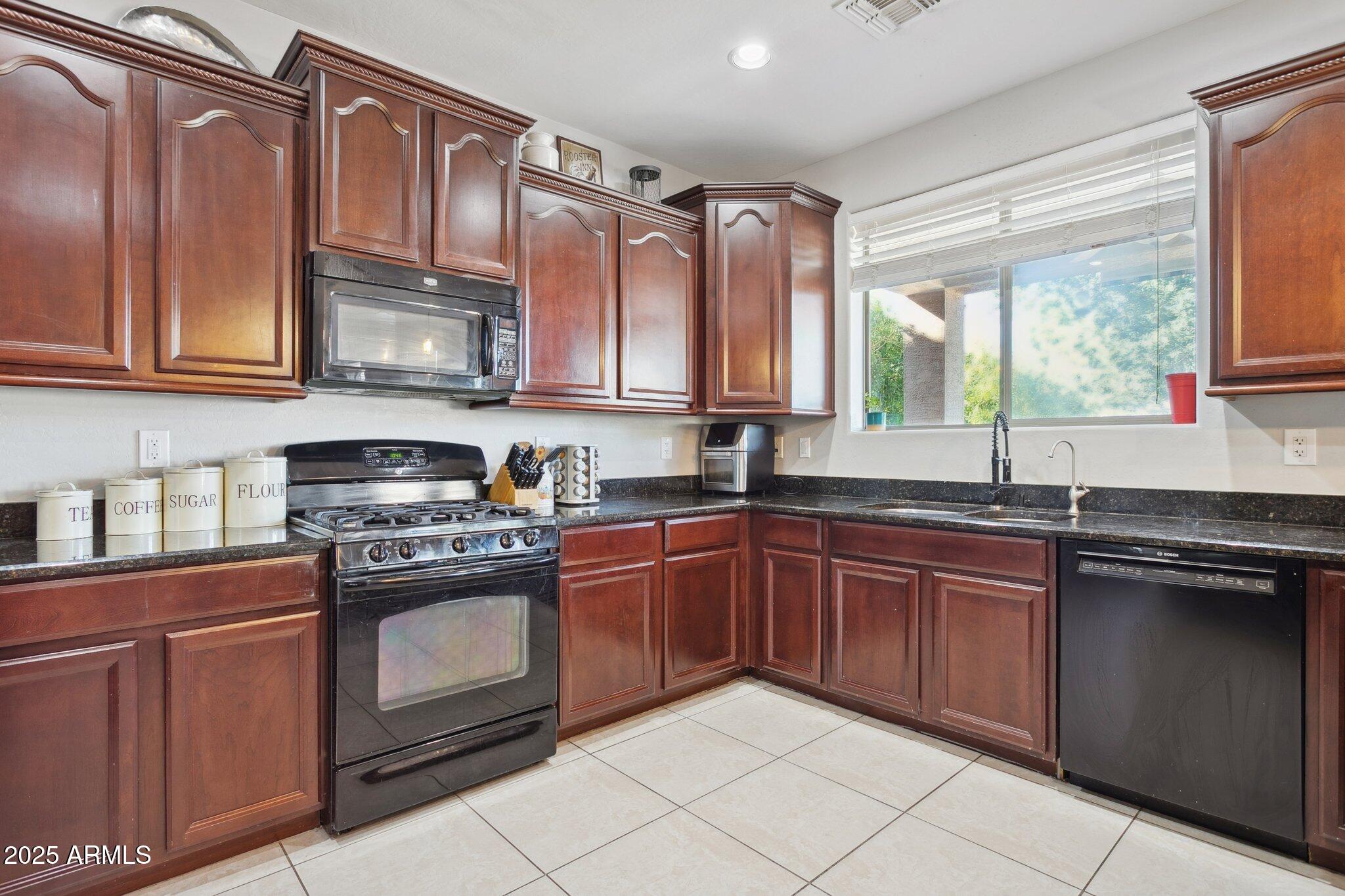 30522 N REBECCA Lane