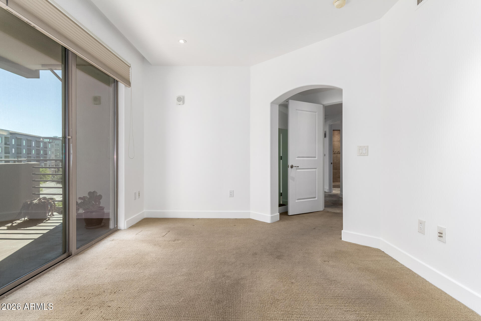 15802 N 71ST Street, 406