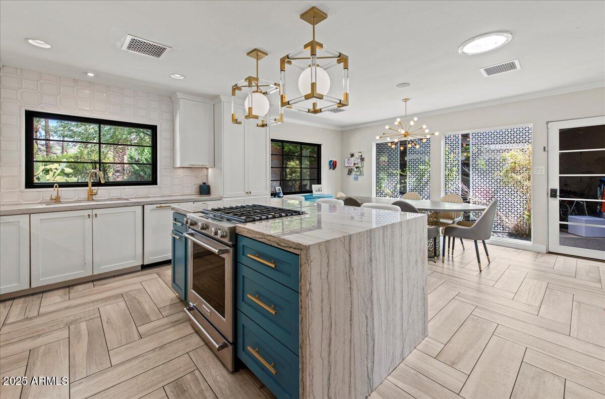 4721 E CALLE REDONDA