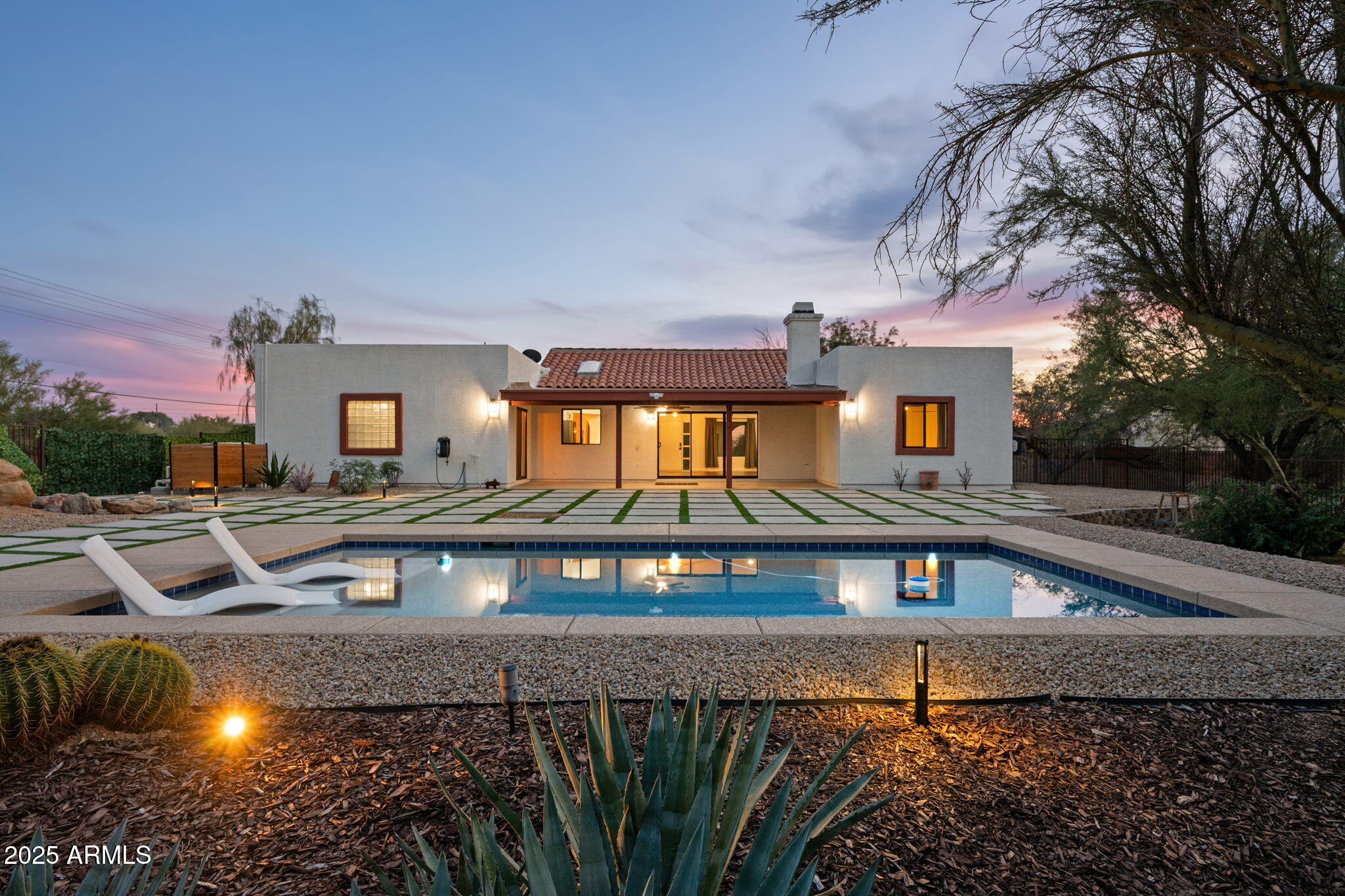 6548 E BARWICK Drive